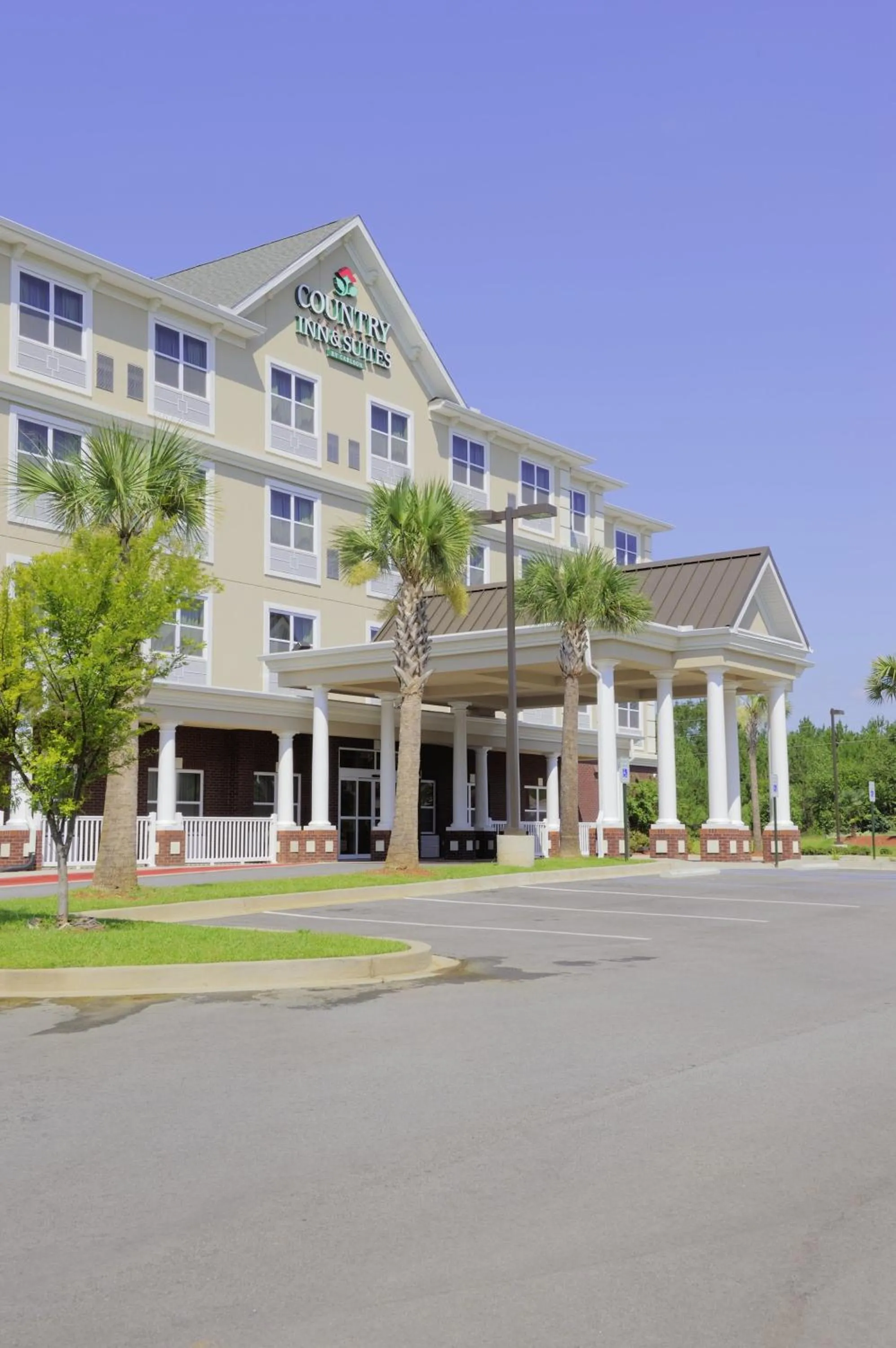 Facade/entrance in Country Inn & Suites by Radisson, Columbia at Harbison, SC