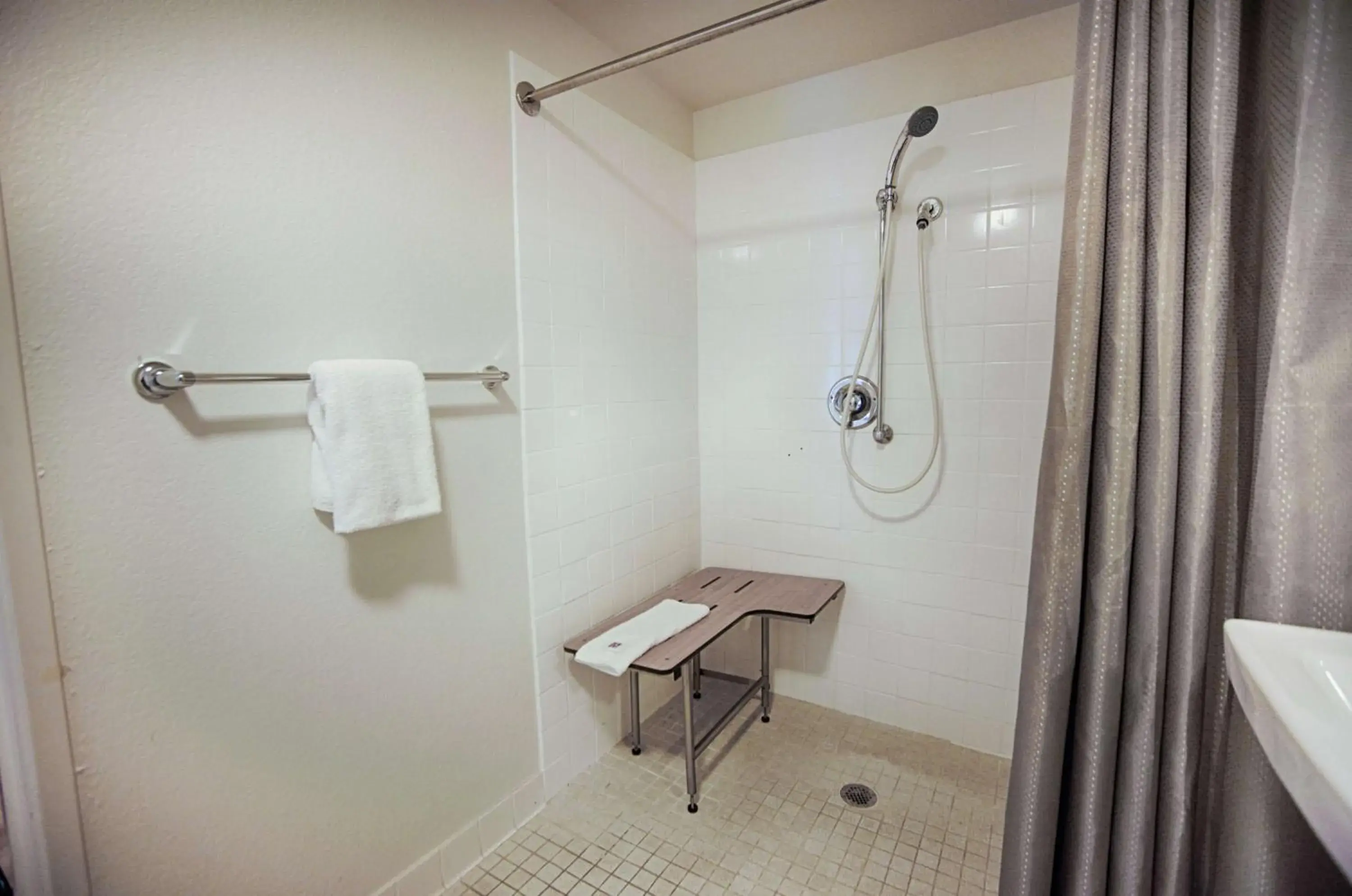 Shower, Bathroom in Motel 6-Albany, NY