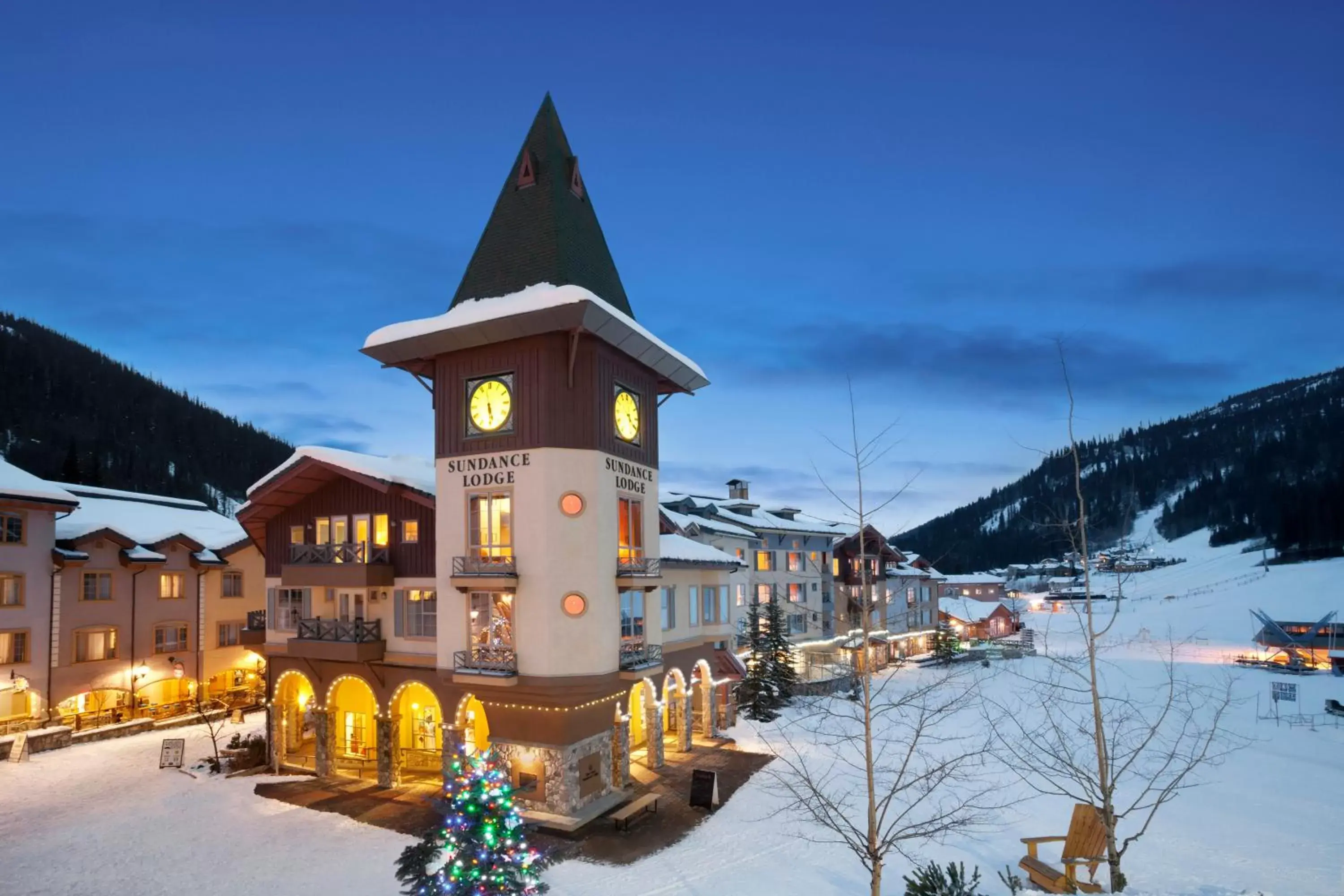 Facade/entrance, Winter in Sundance Lodge