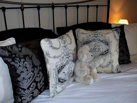 Bedroom, Bed in Ternhill Farm House - 5 Star Guest Accommodation with optional award winning breakfast