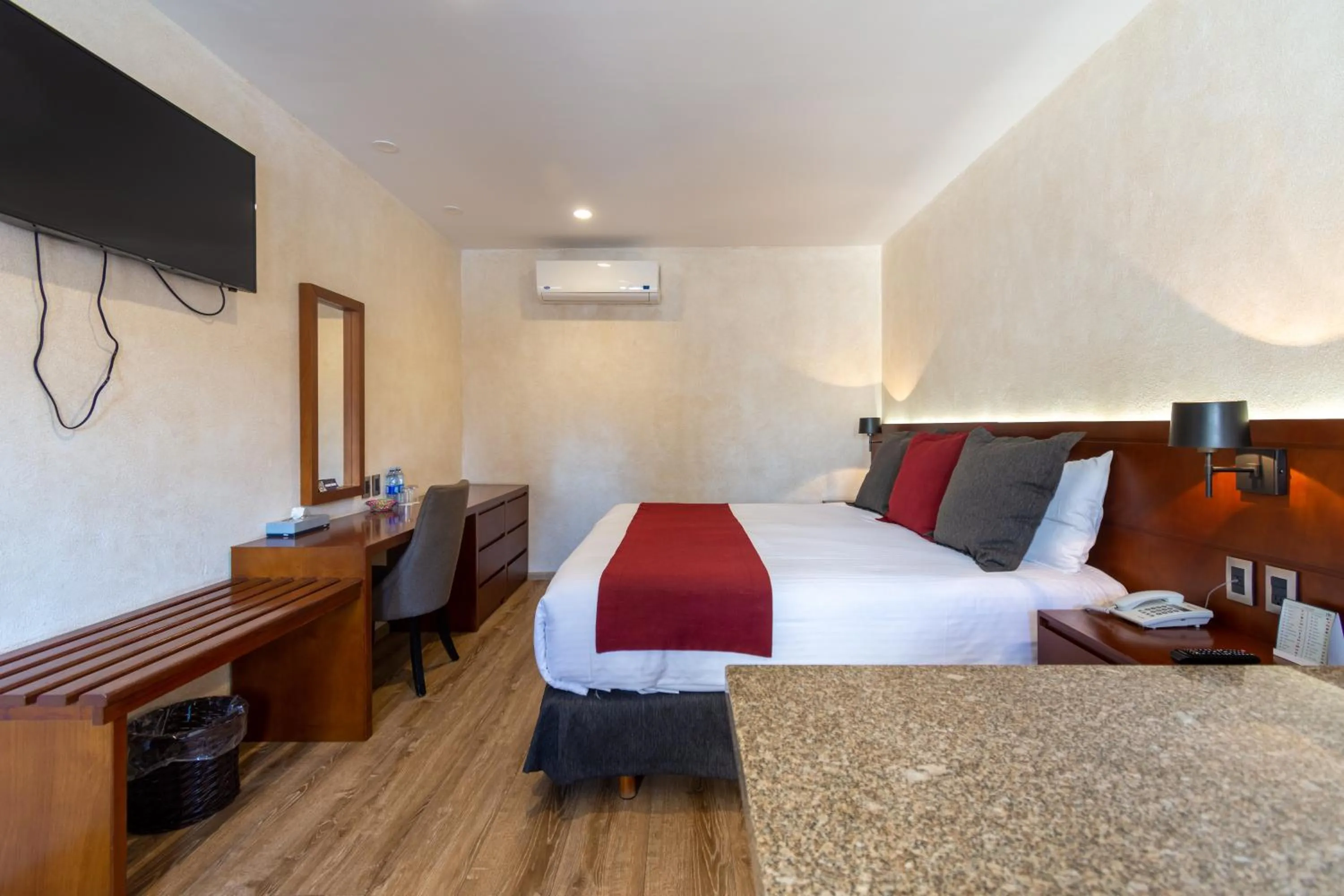 TV and multimedia, Bed in Hotel Madero