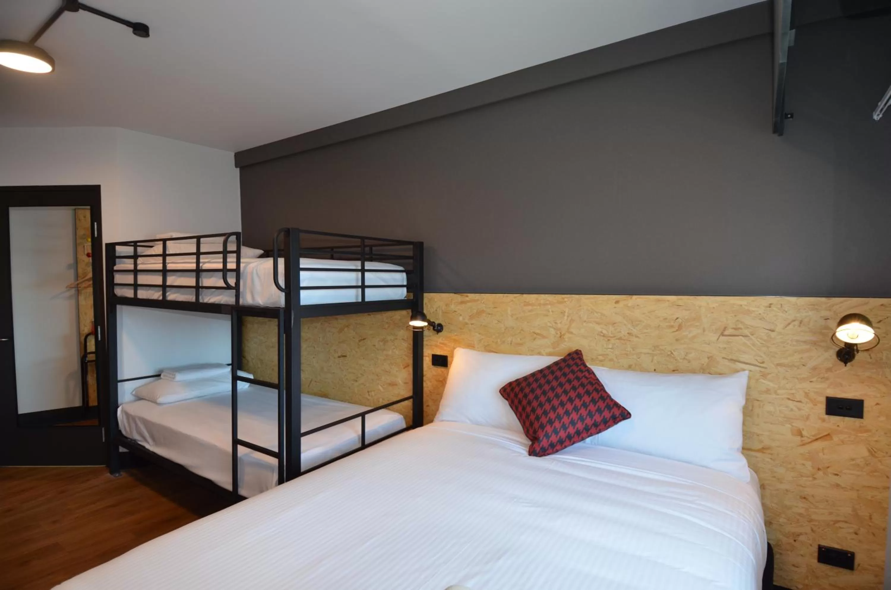 bunk bed, Bed in ibis budget Sydney East