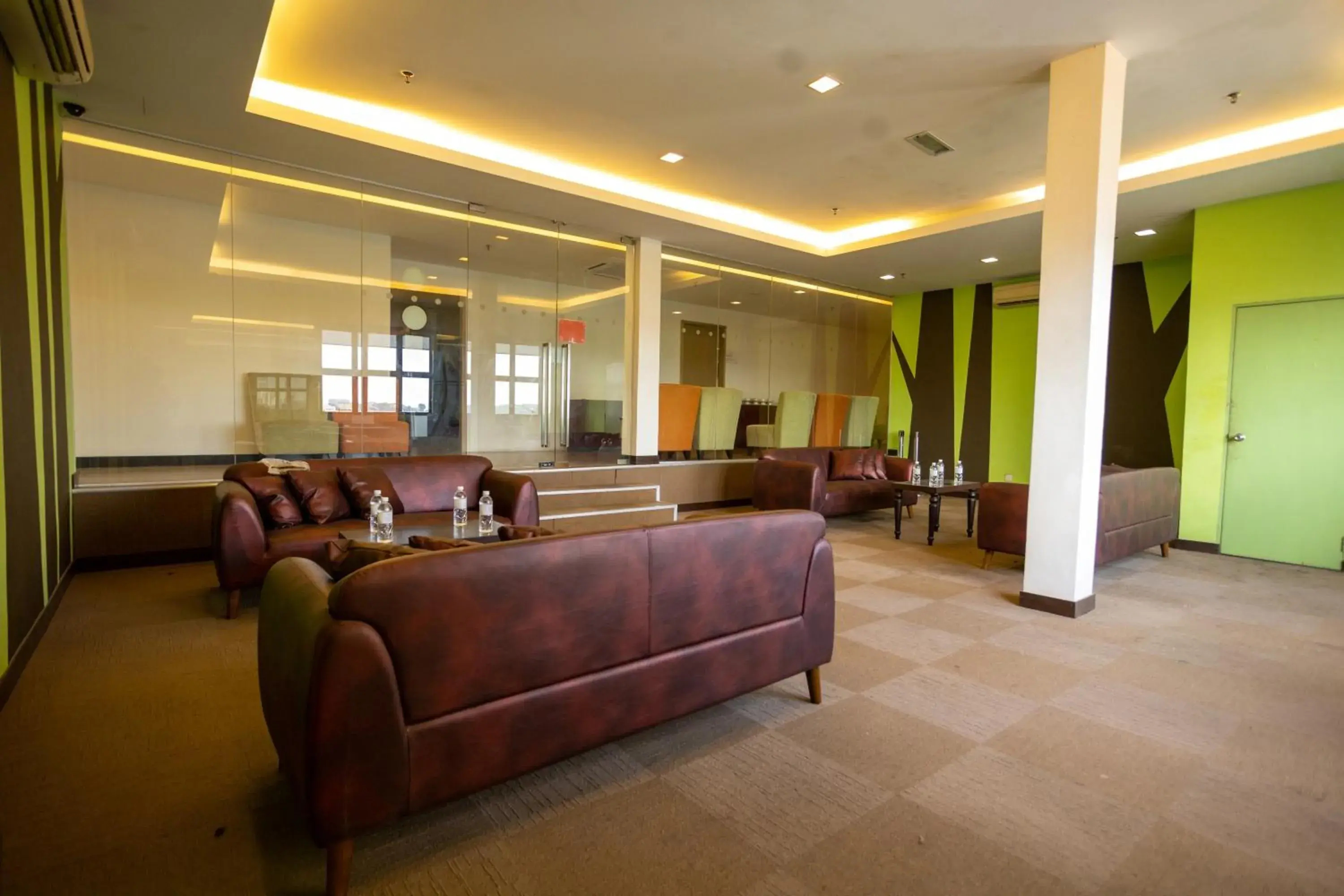 Lounge or bar, Lobby/Reception in Citrus Hotel Johor Bahru by Compass Hospitality