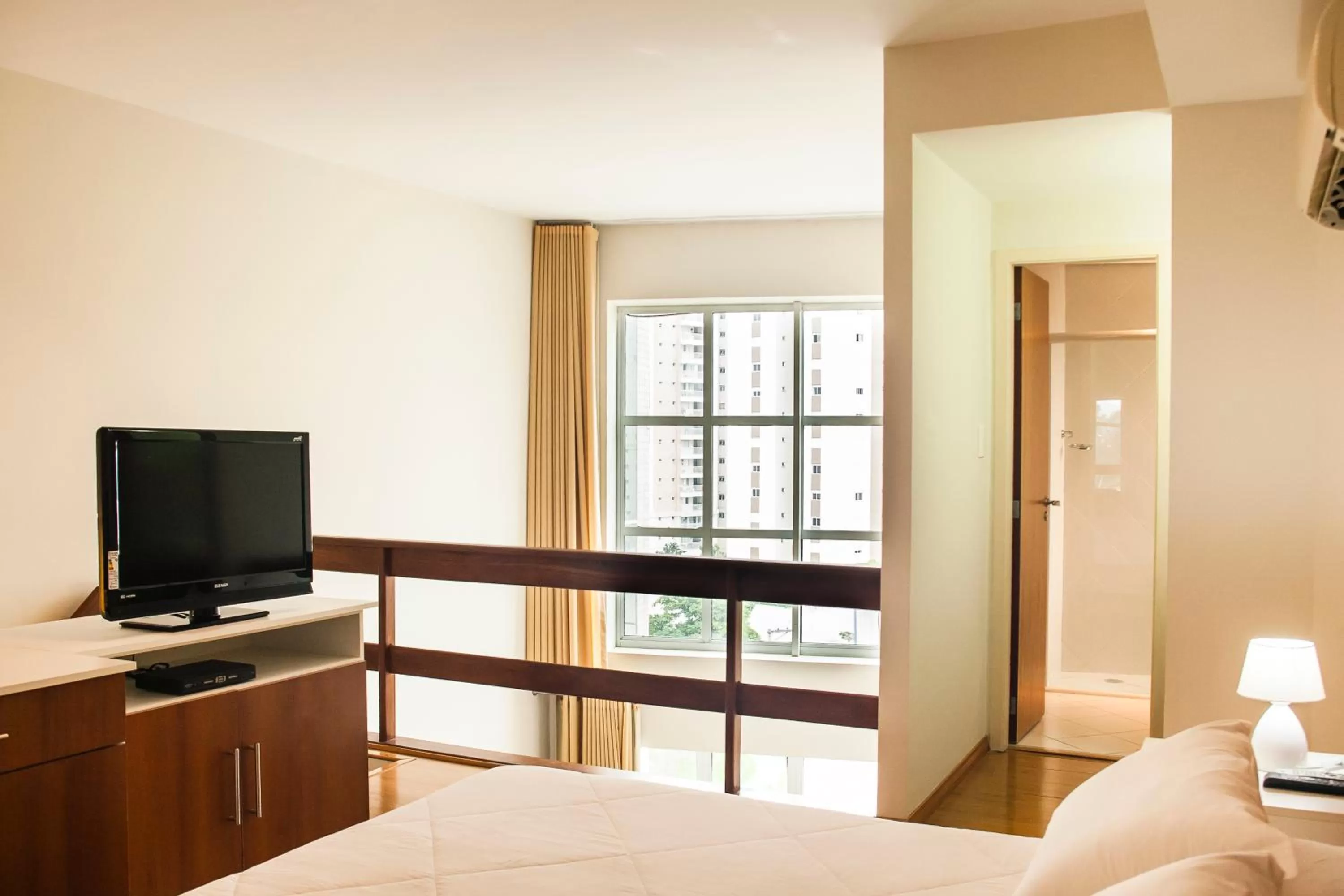 TV and multimedia, Bed in Hotel City Hall