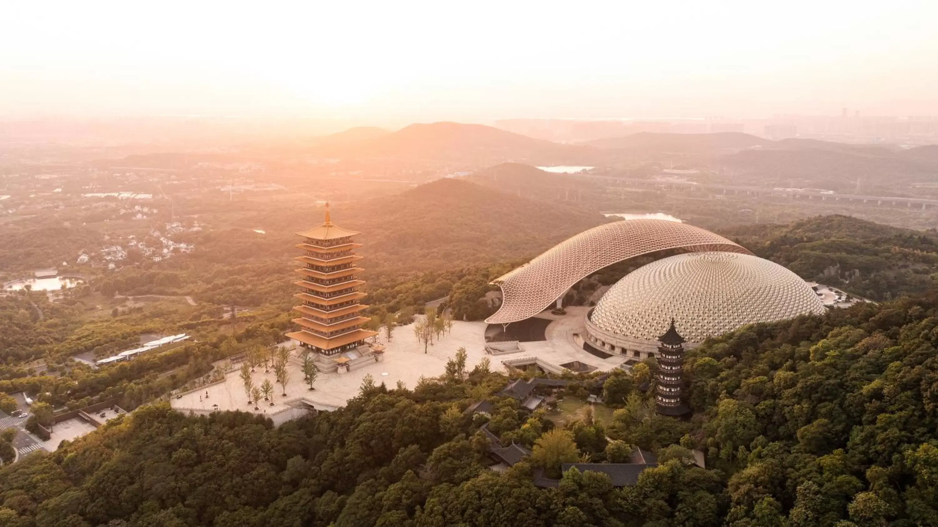 Other, Bird's-eye View in Holiday Inn - Nanjing South Station, an IHG Hotel