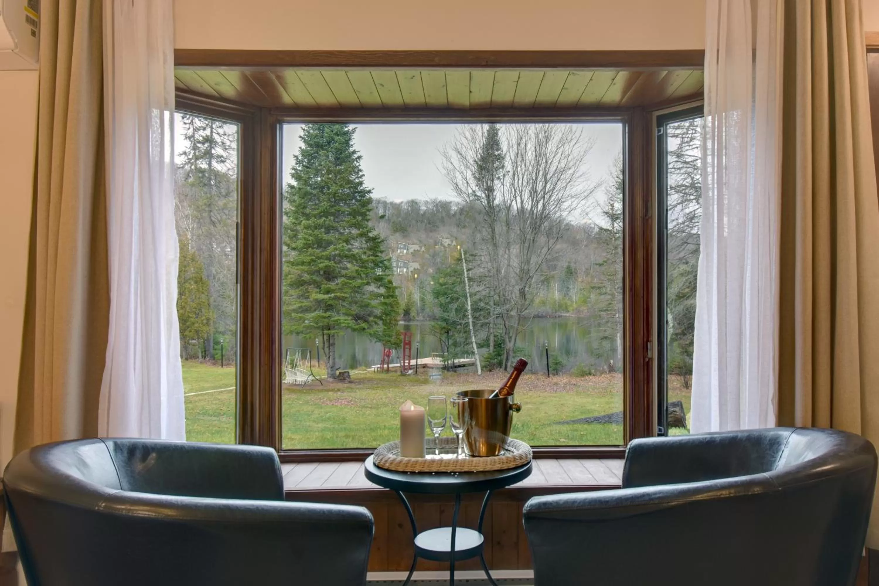 Natural landscape in Hôtel du Lac Lenore