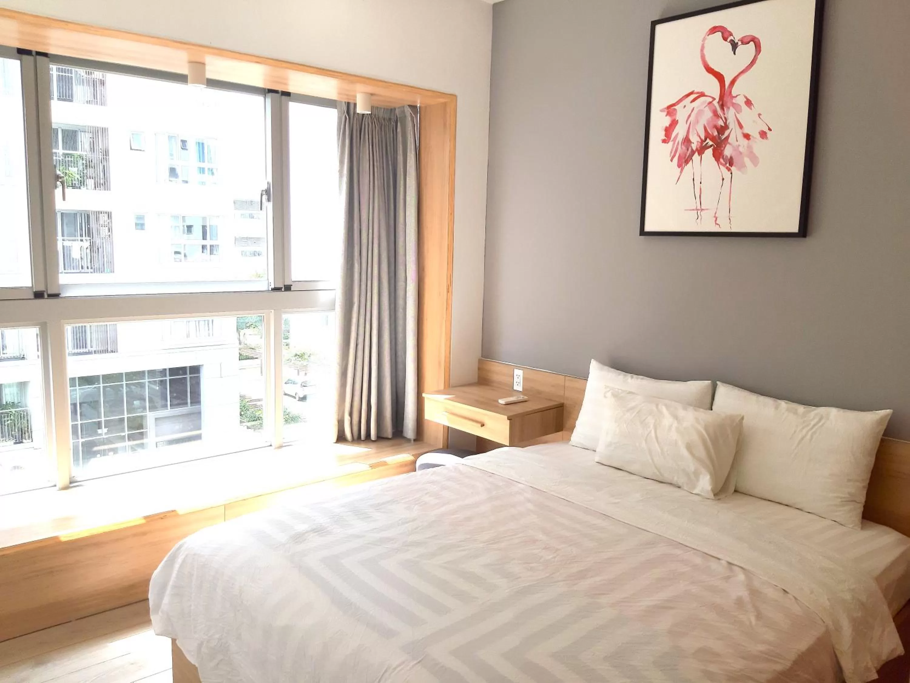 Bed in Scenic Valley Suite