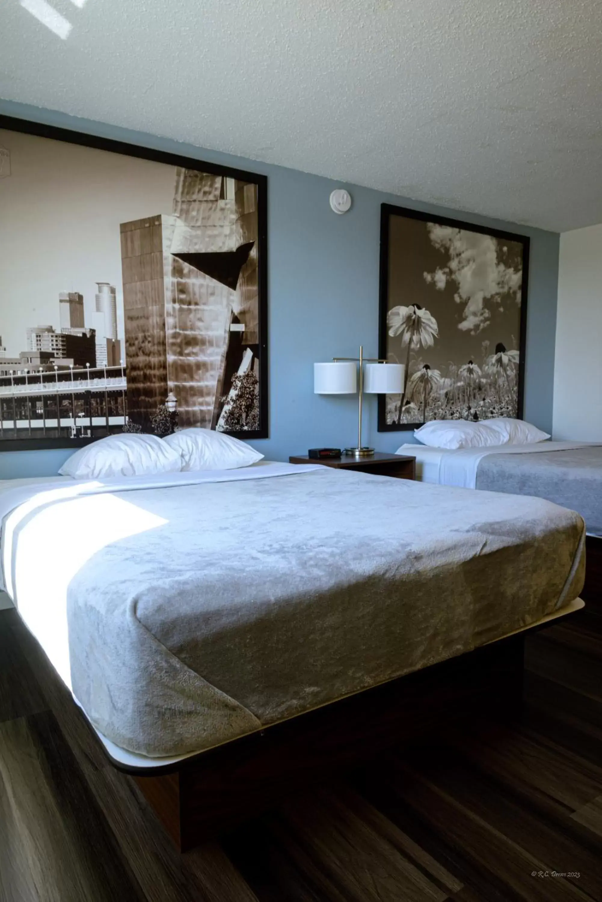 Bedroom, Bed in Hotel 8