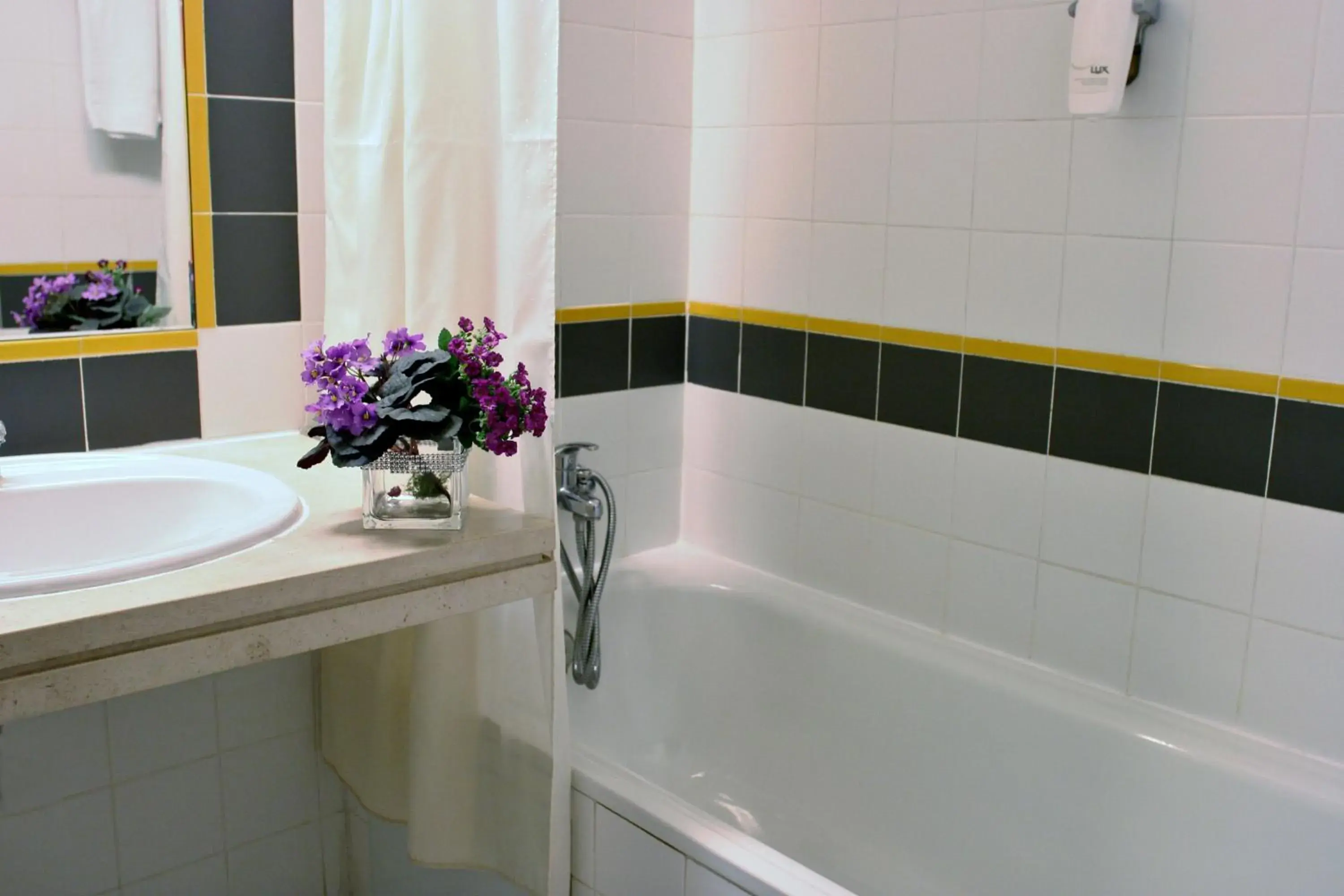 Bathroom in Flag Hotel Braga