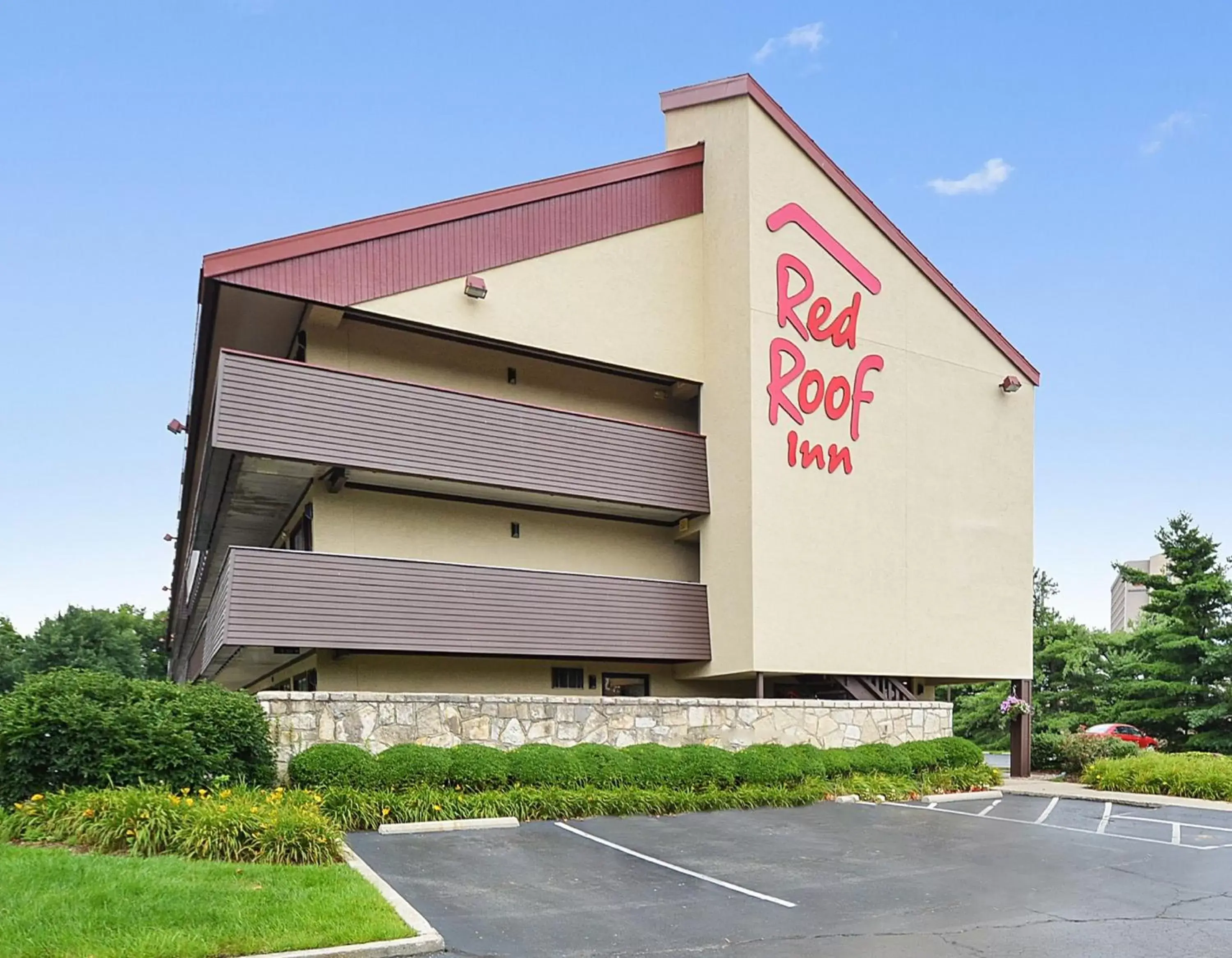 Property Building in Red Roof Inn Louisville Fair and Expo