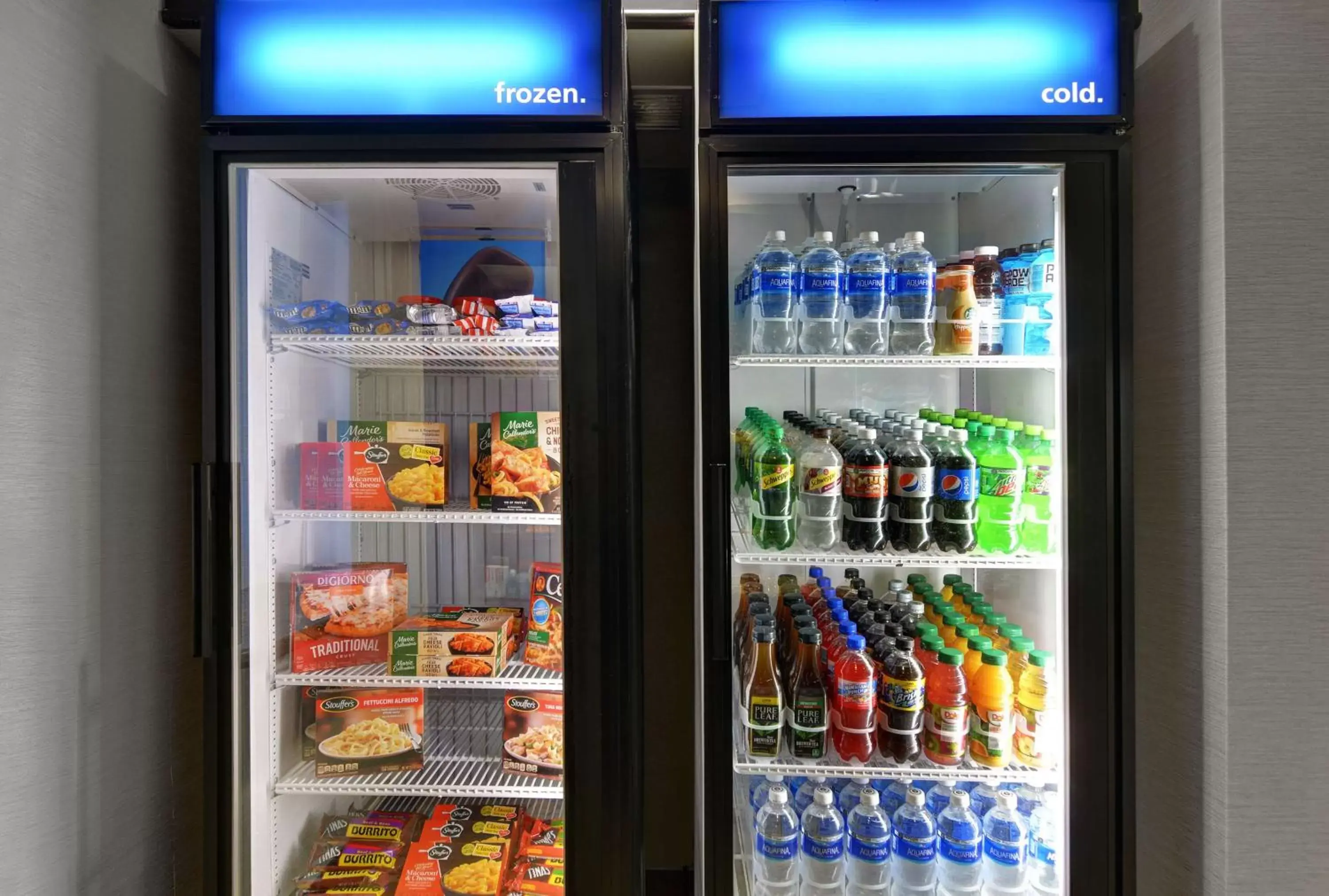 Restaurant/places to eat in Hampton Inn Bath - Brunswick Area , ME Restaurant/places to eat in Hampton Inn Bath - Brunswick Area , ME