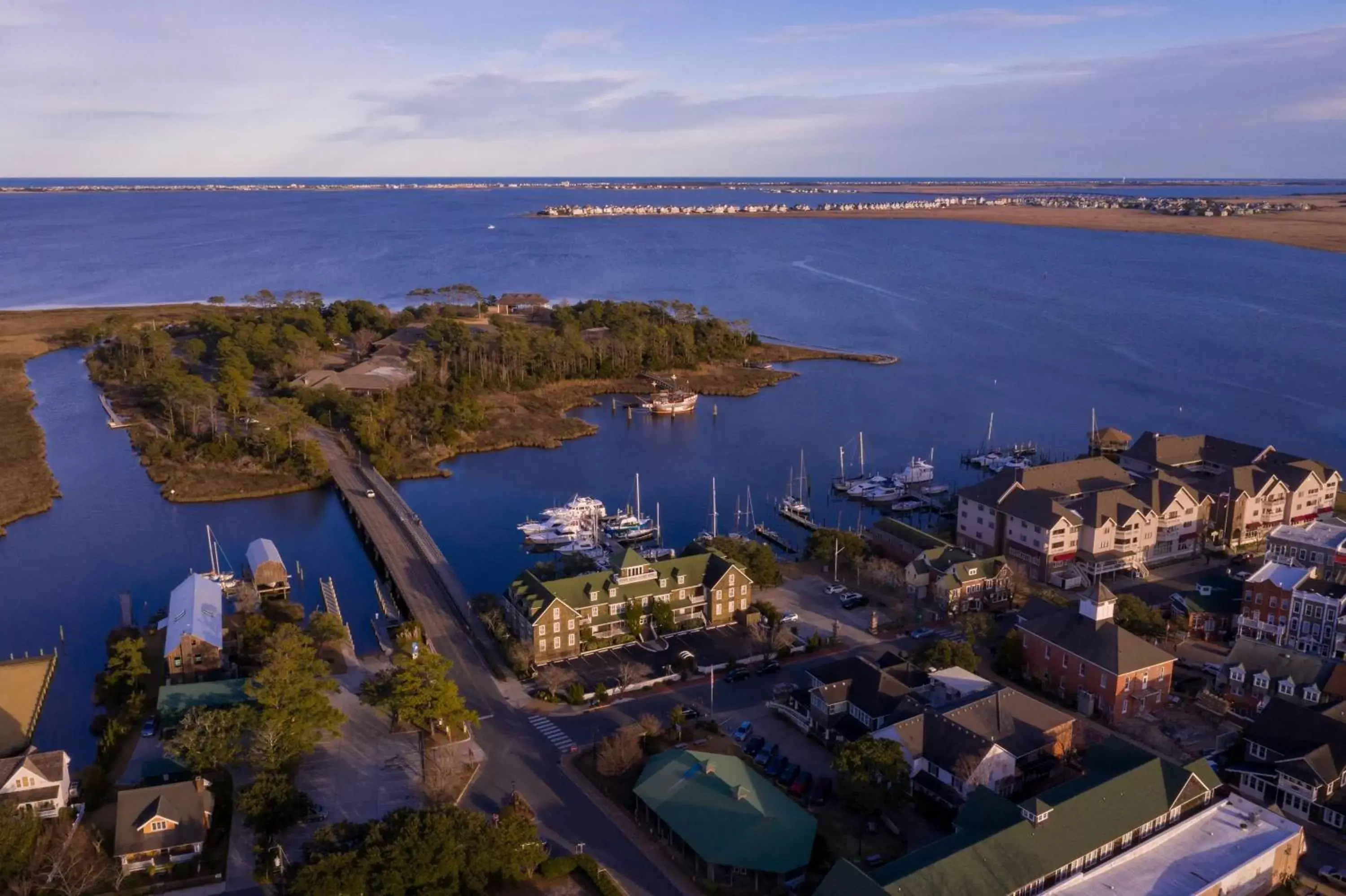 Bird's eye view, Bird's-eye View in The Tranquil House Inn