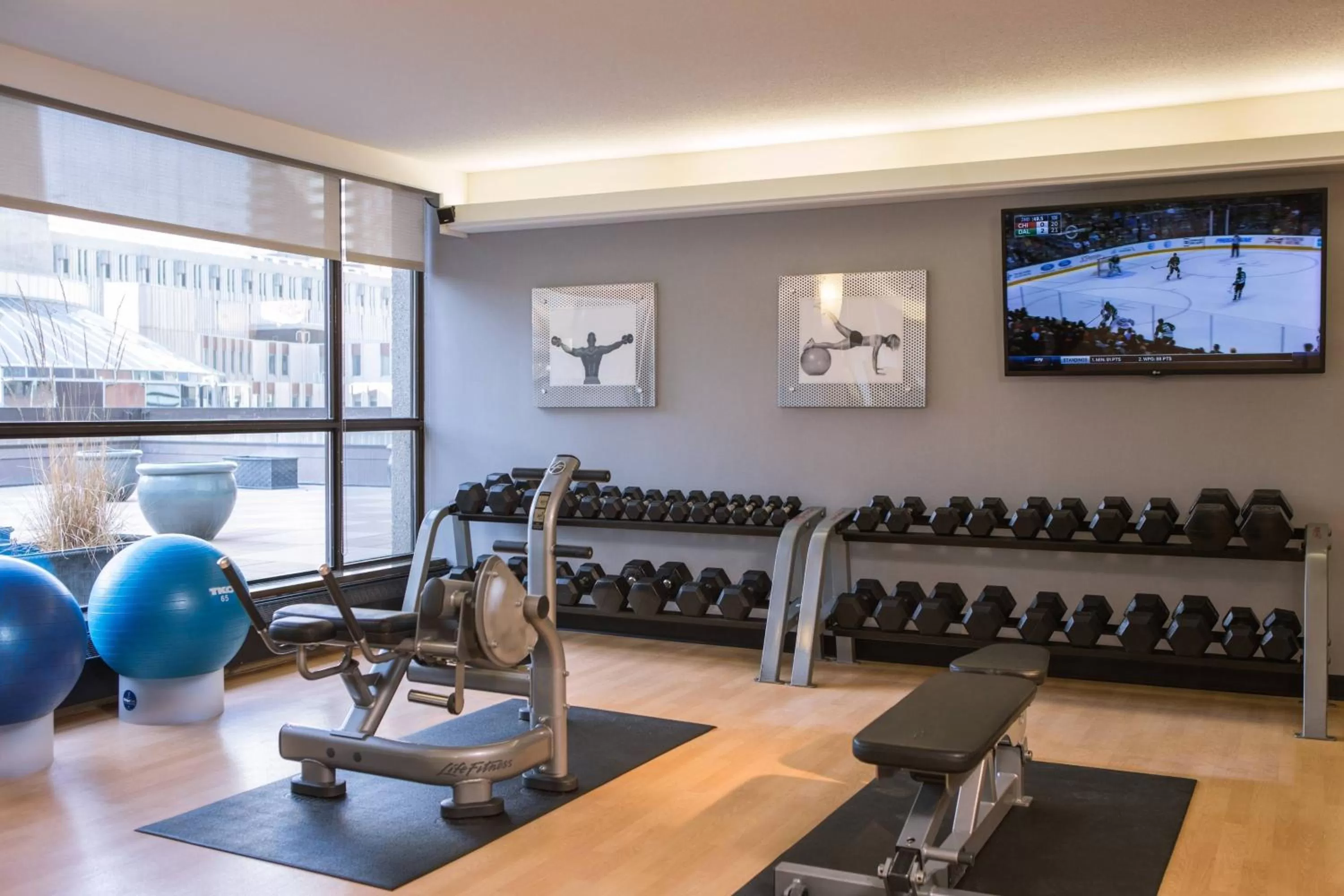 Fitness centre/facilities in Calgary Marriott Downtown Hotel