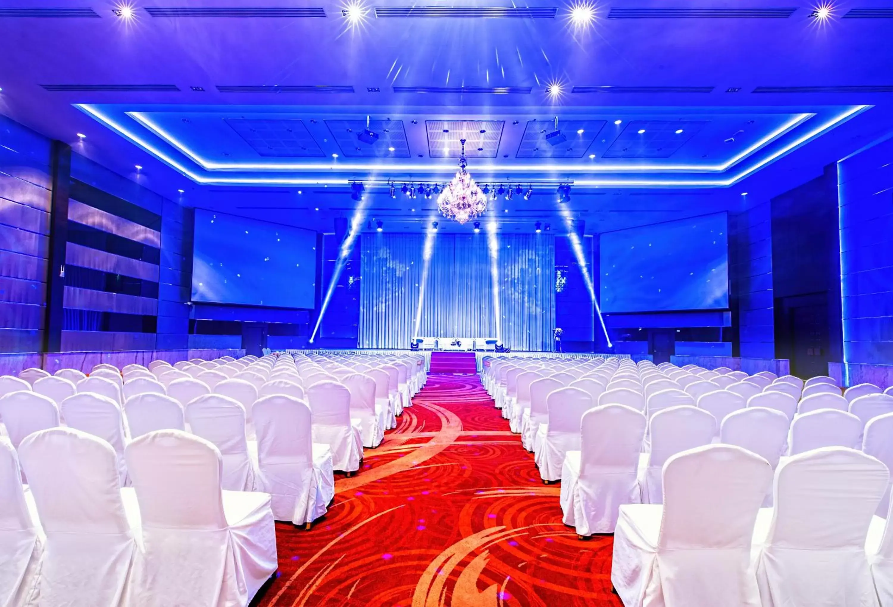 Banquet Facilities in Buri Sriphu Hotel & Convention Centre