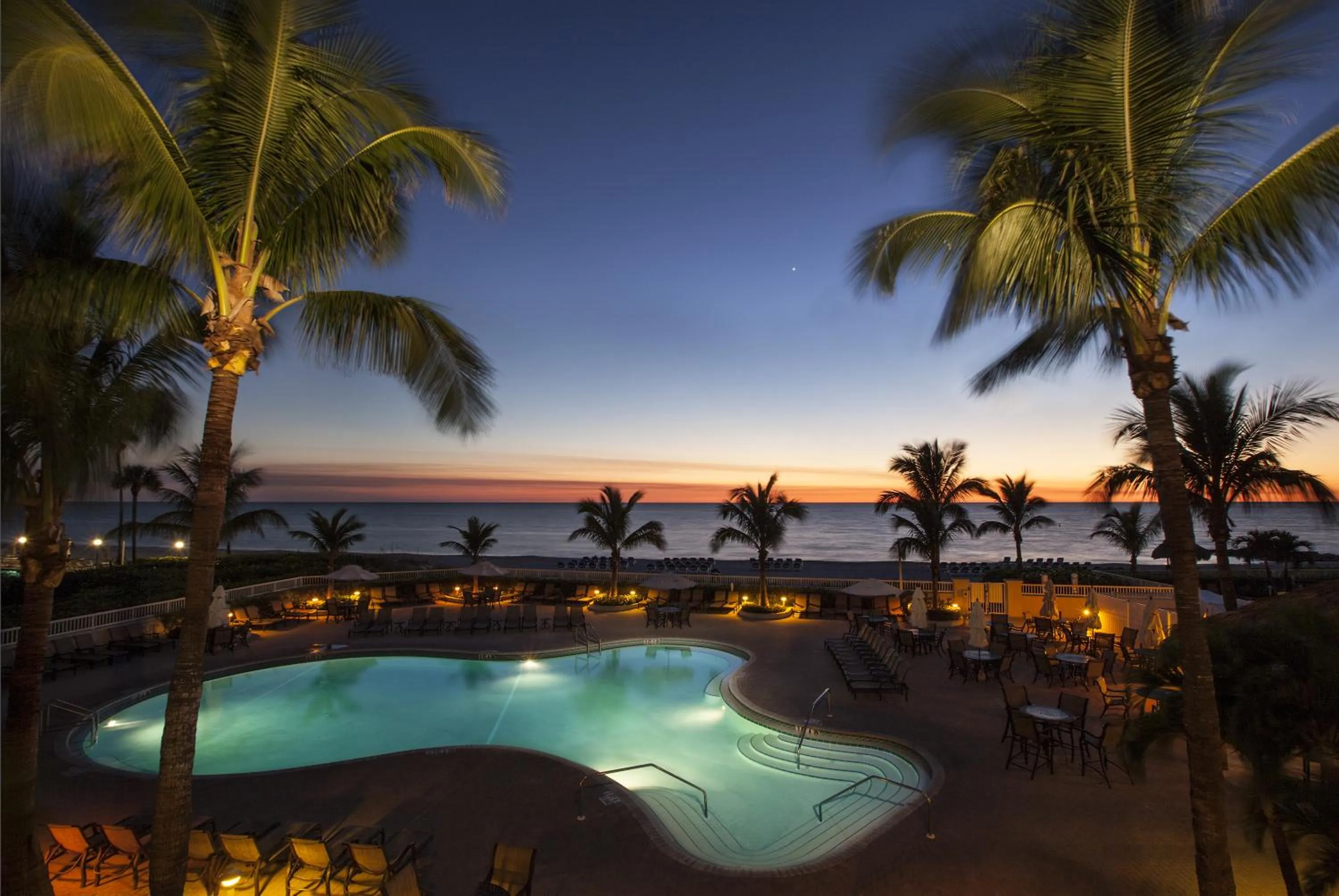 Natural landscape in Lido Beach Resort - Sarasota