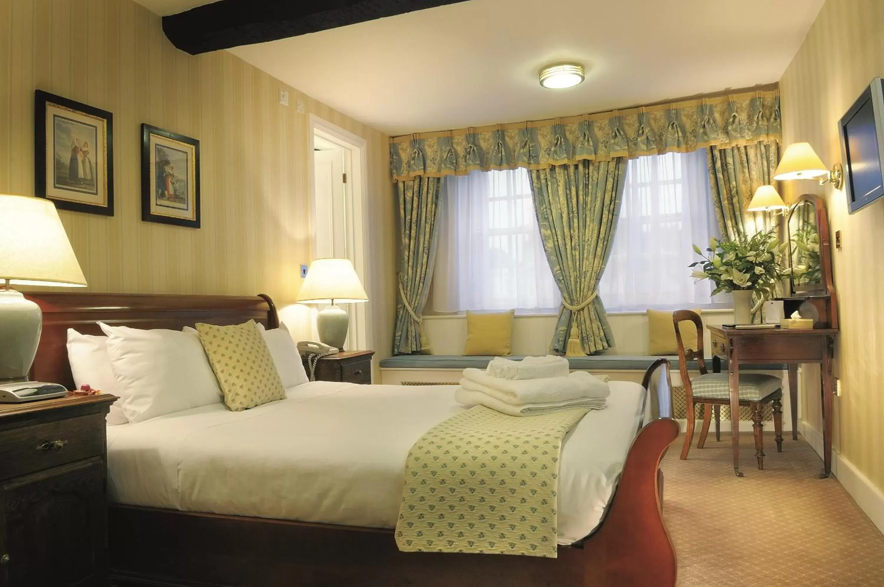 Bedroom in The Bear Hotel