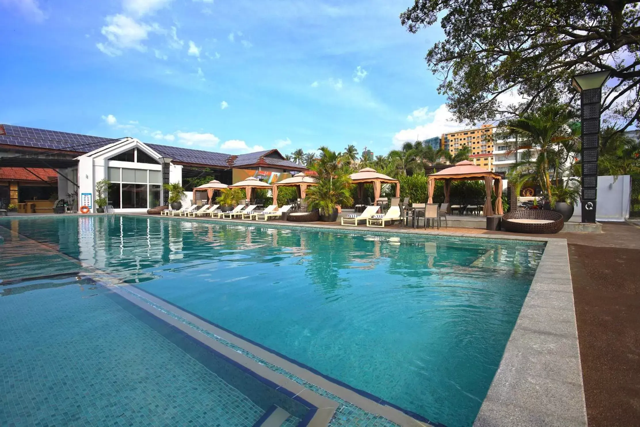 Swimming Pool in Queenco Hotel & Casino