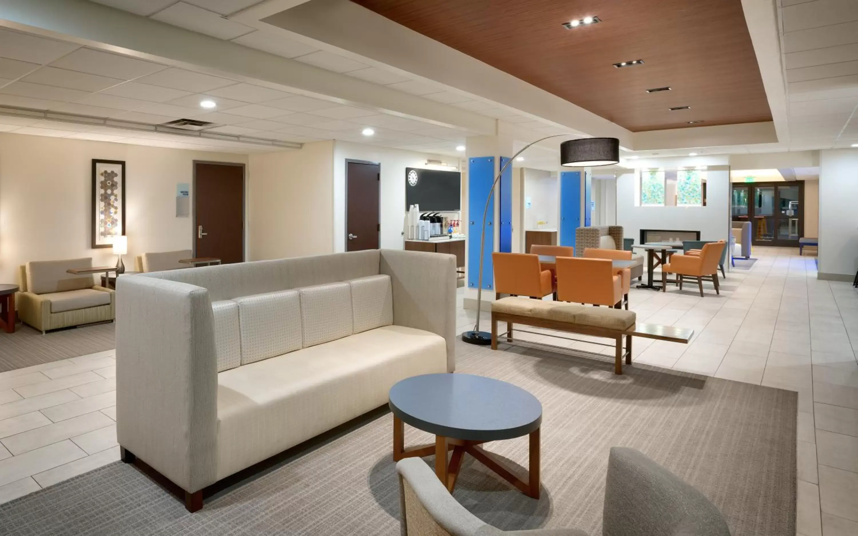 Property building, Lobby/Reception in Holiday Inn Express & Suites American Fork - North Provo, an IHG Hotel