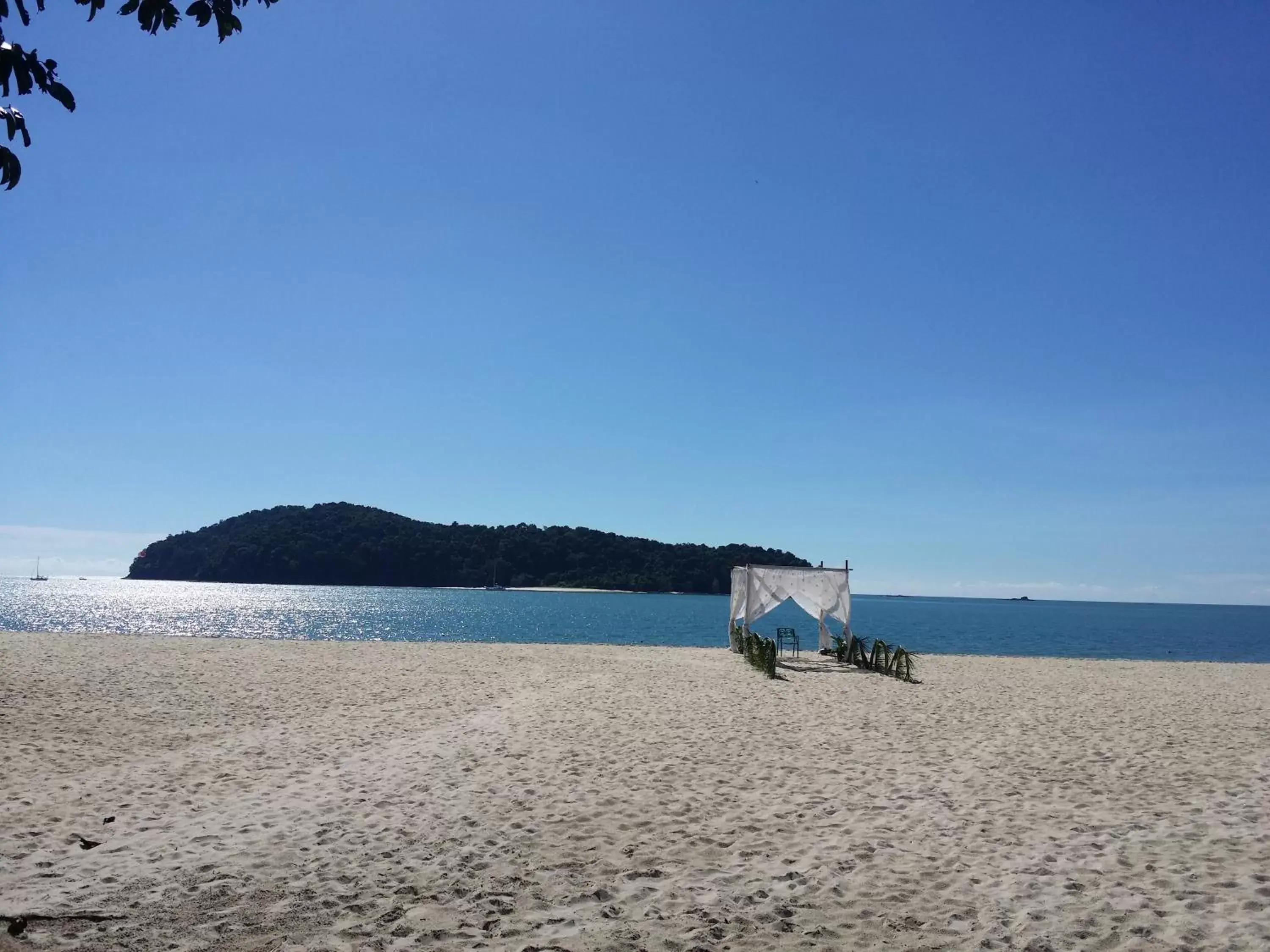 Beach in Holiday Villa Beach Resort & Spa Langkawi