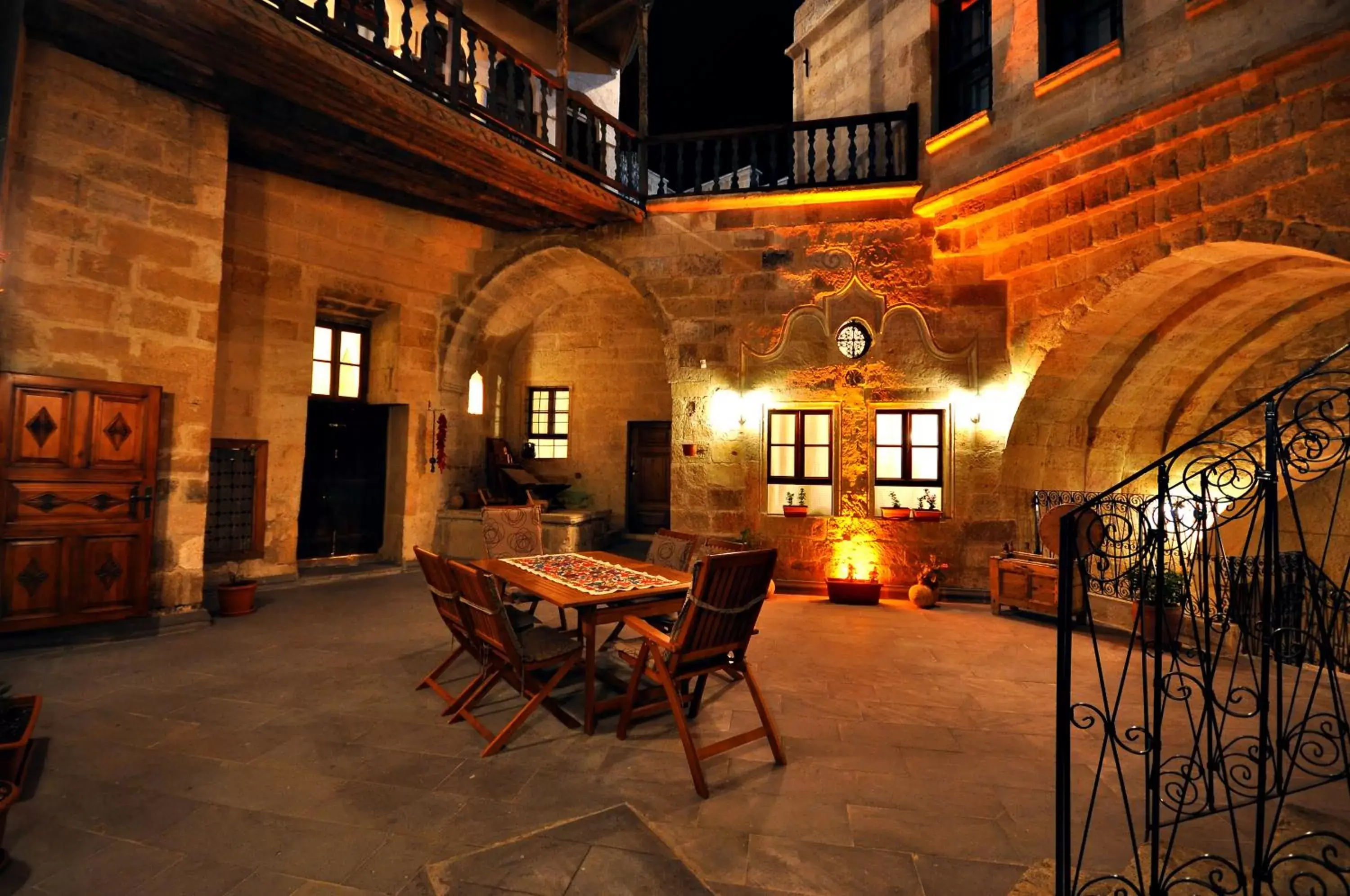 Patio in Has Cave Konak