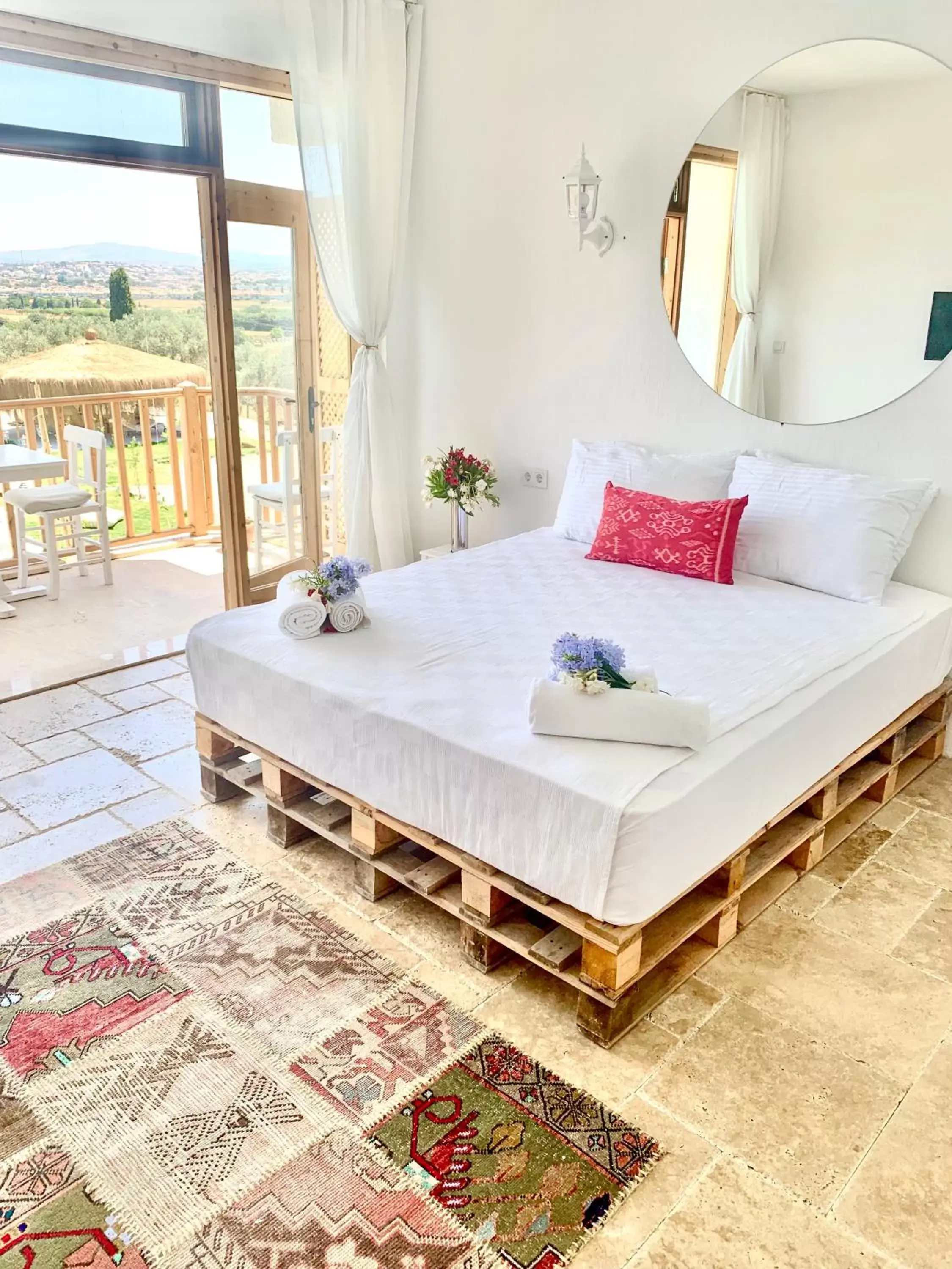 Bed in Alaçatı Barbarossa Hotel Bed in Alaçatı Barbarossa Hotel