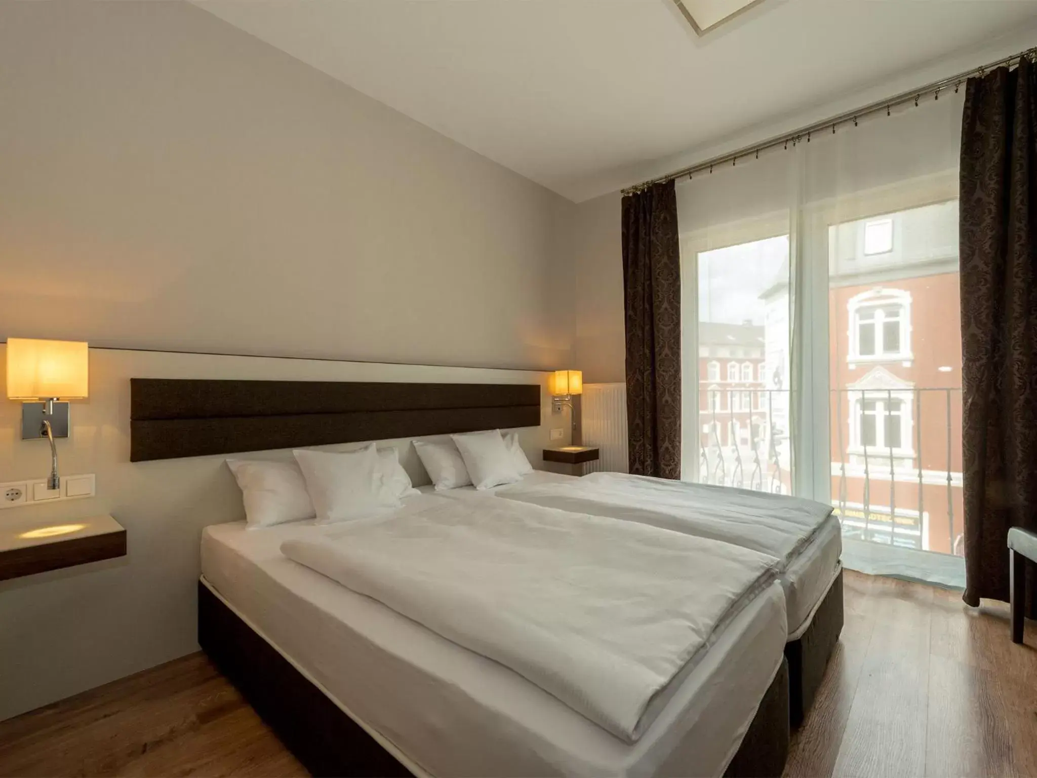 Bed in Hotel Nordhausen