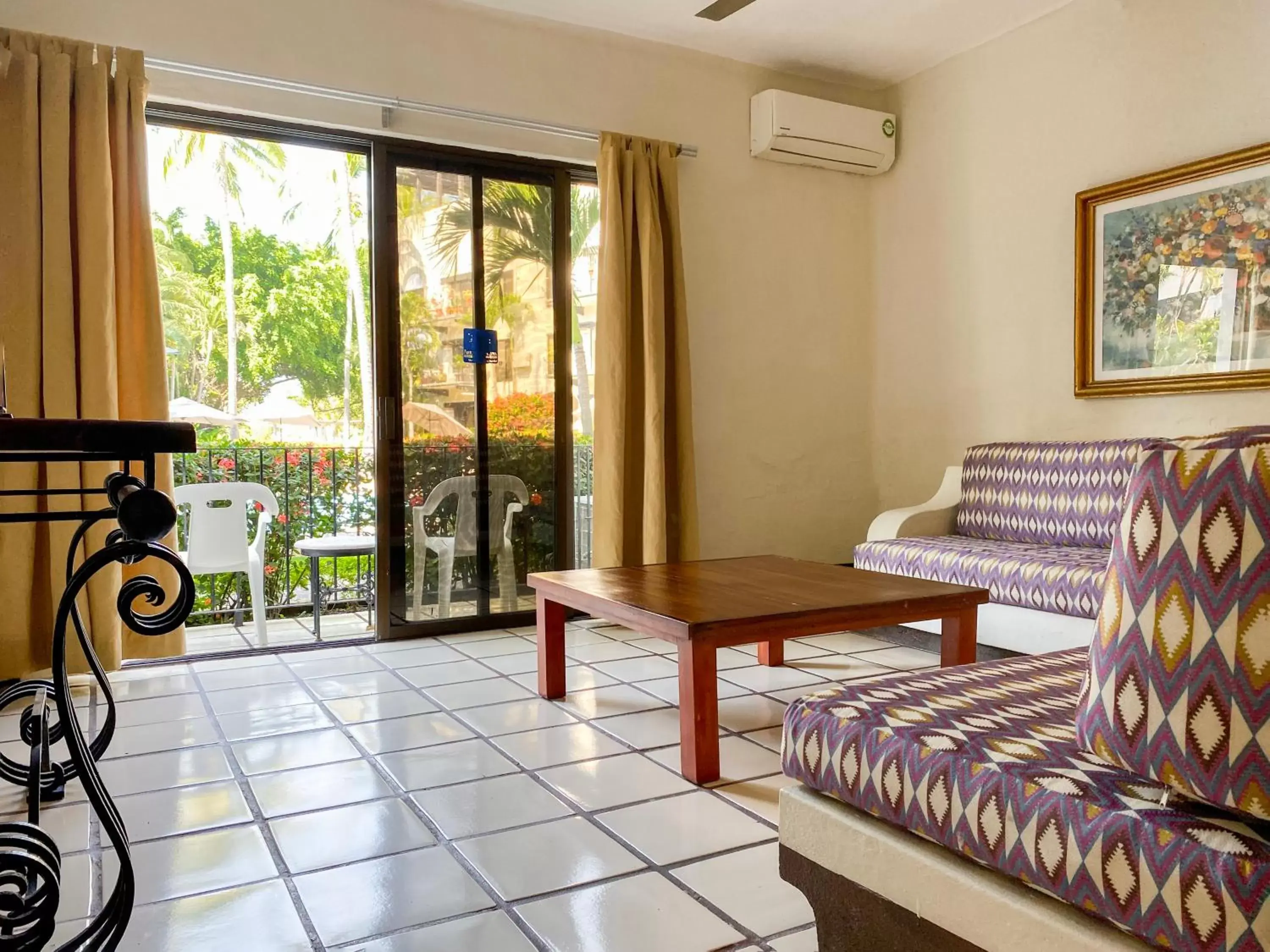 Living room, Seating Area in Puerto de Luna Pet Friendly and Family Suites