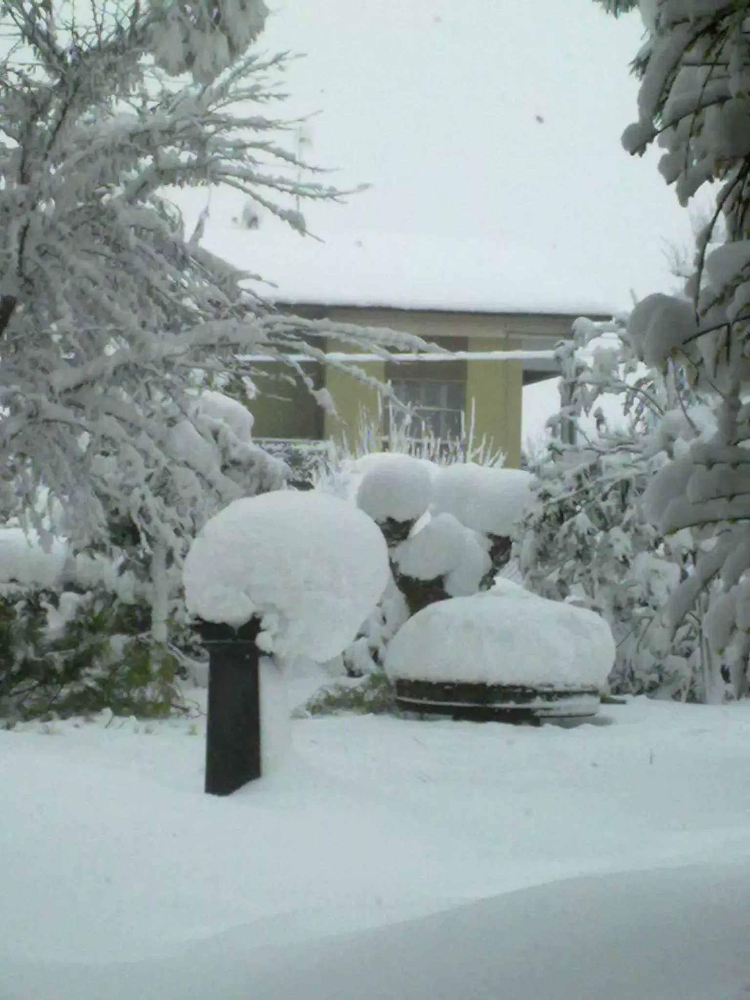 Property building, Winter in Al Villino del Sole