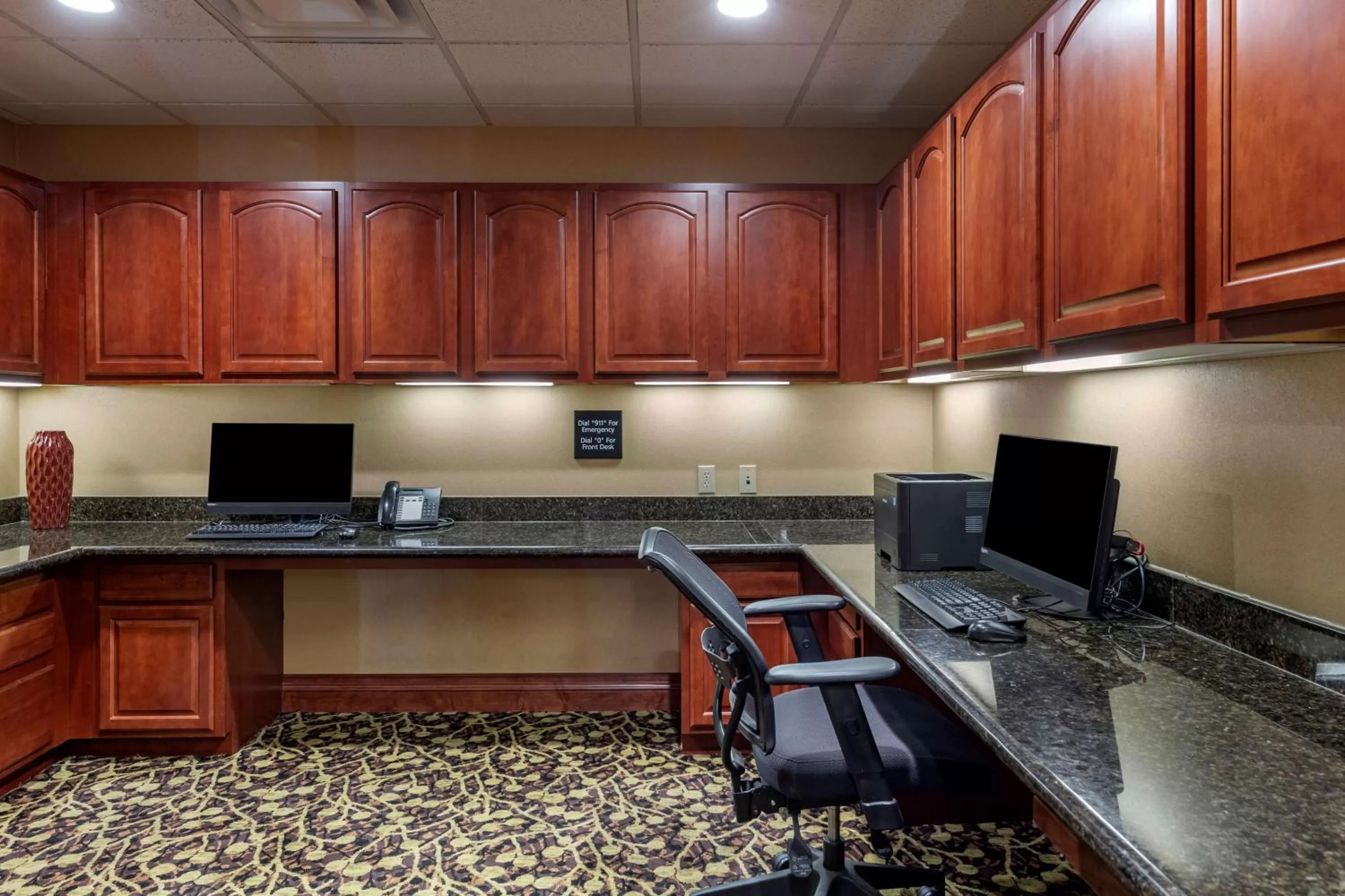 Business facilities in Hampton Inn Norco/Corona