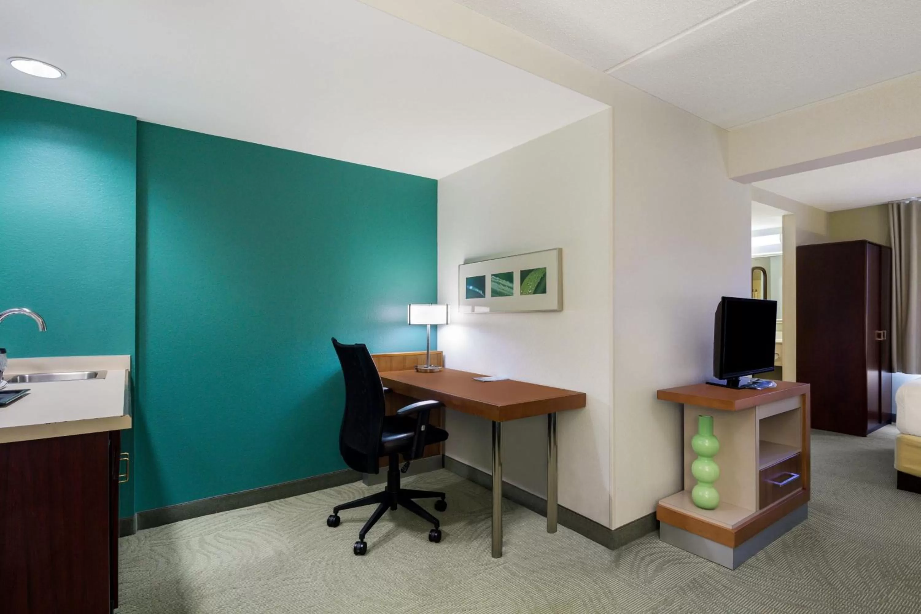 Bedroom in SpringHill Suites by Marriott Pittsburgh Washington