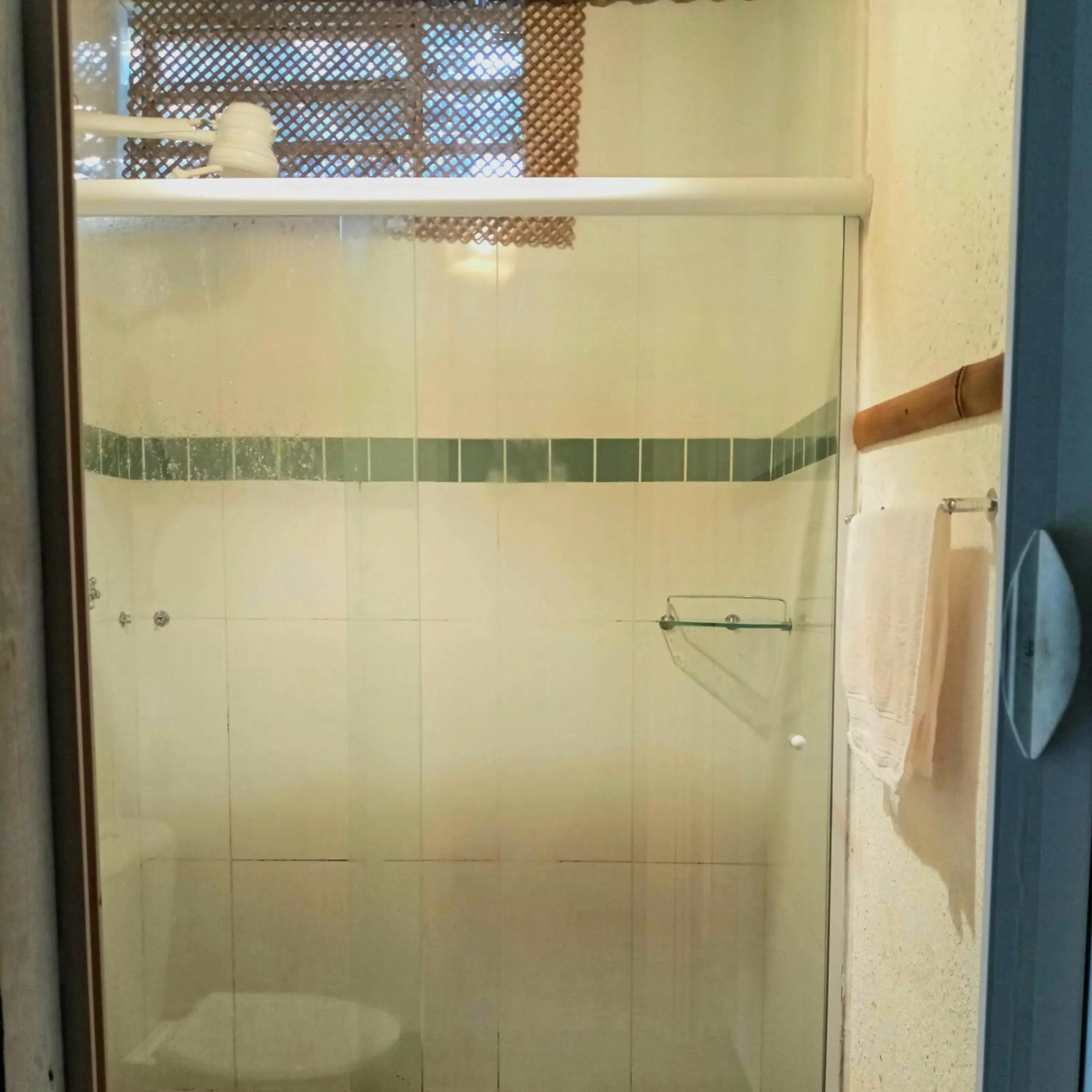 Toilet in Pousada e Hostel Marthi