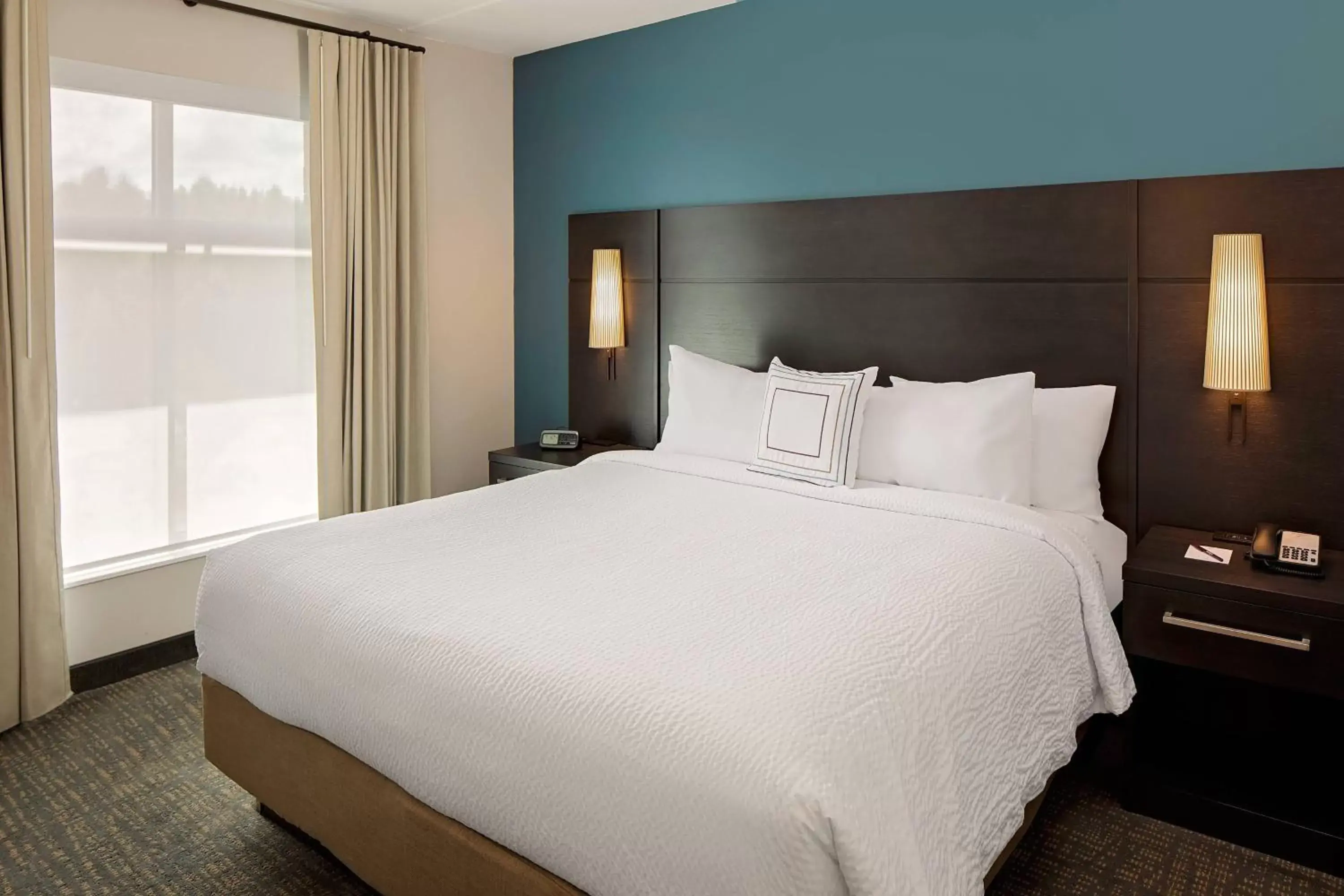 Bedroom, Bed in Residence Inn by Marriott Charleston Summerville