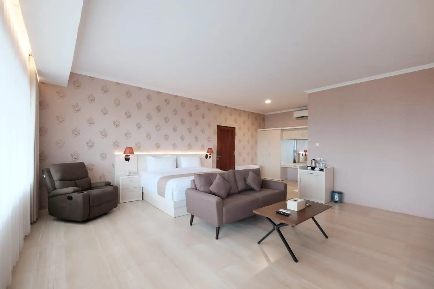 Bed in Bukit Indah Doda Hotel & Resorts