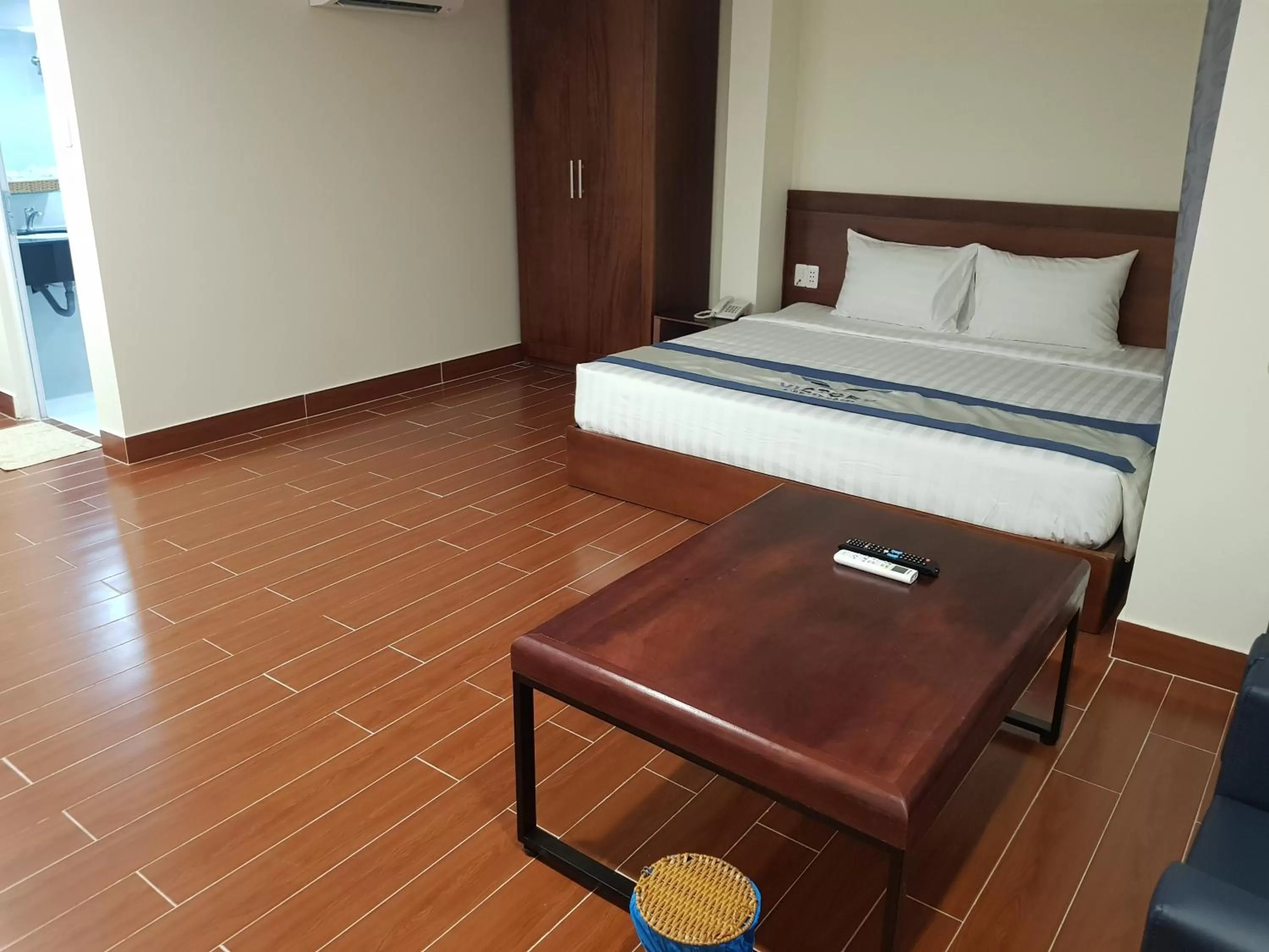 Photo of the whole room, Bed in Victory Airport Hotel