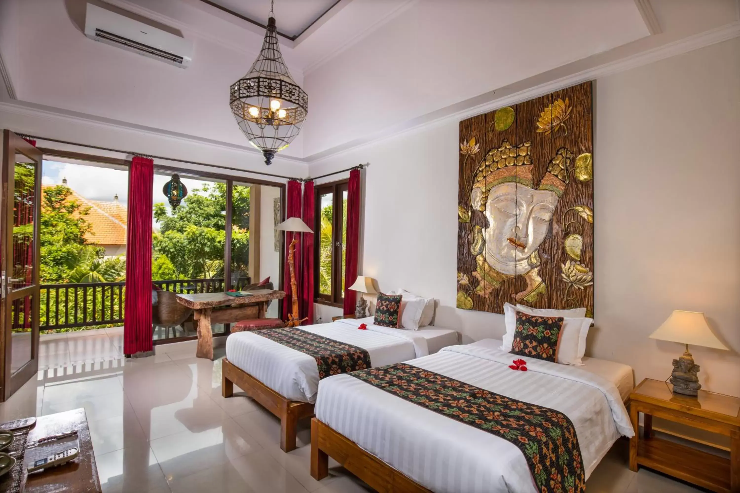 Double or Twin Room with Garden View in Green Field Hotel and Restaurant Double or Twin Room with Garden View in Green Field Hotel and Restaurant