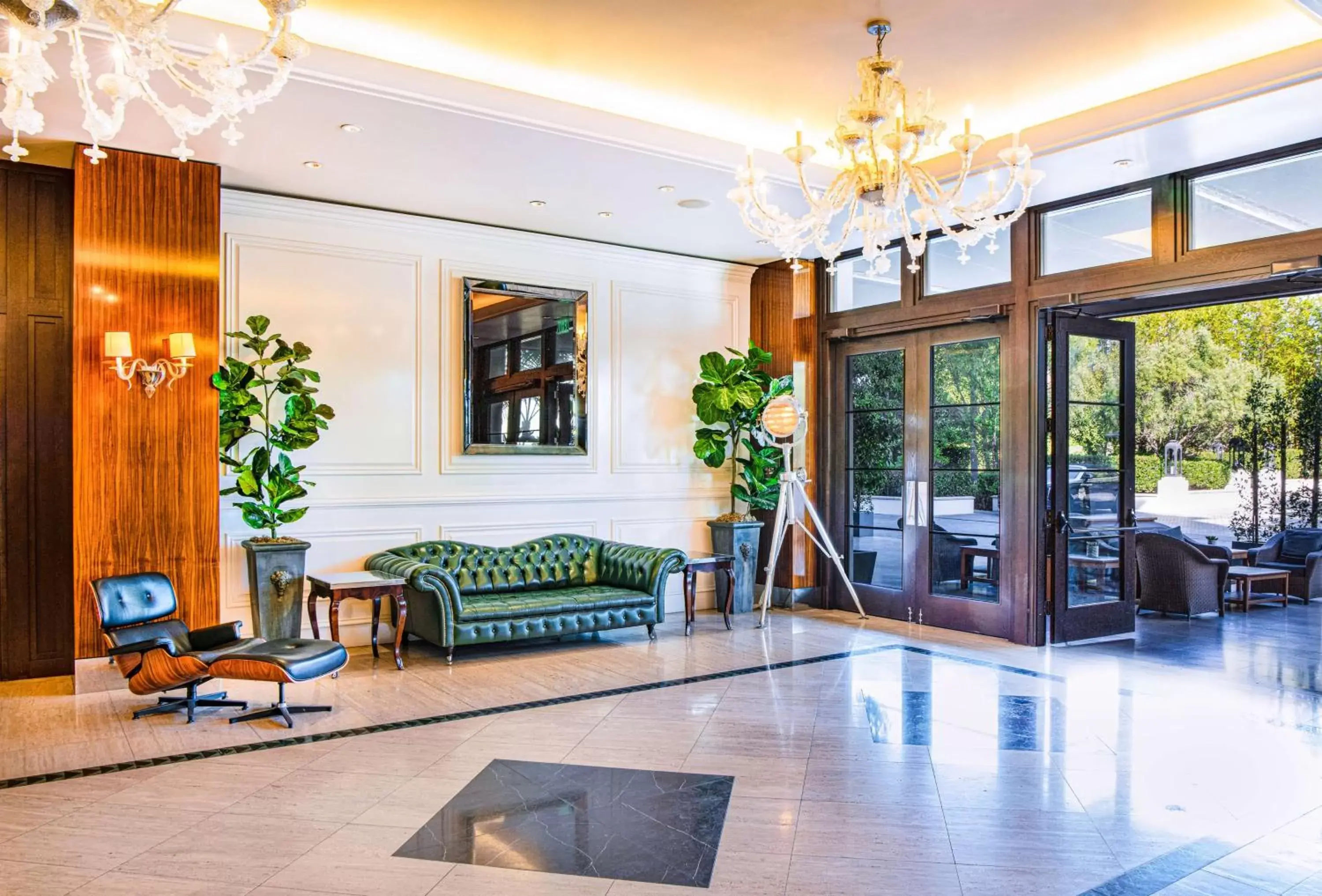 Lobby or reception, Lobby/Reception in Cameo Beverly Hills