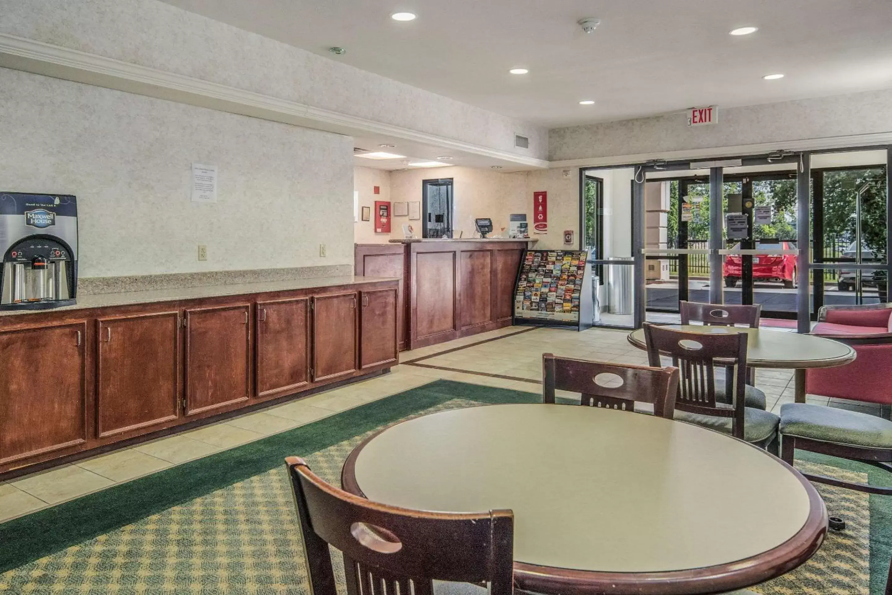 Lobby or reception in Econo Lodge Weatherford