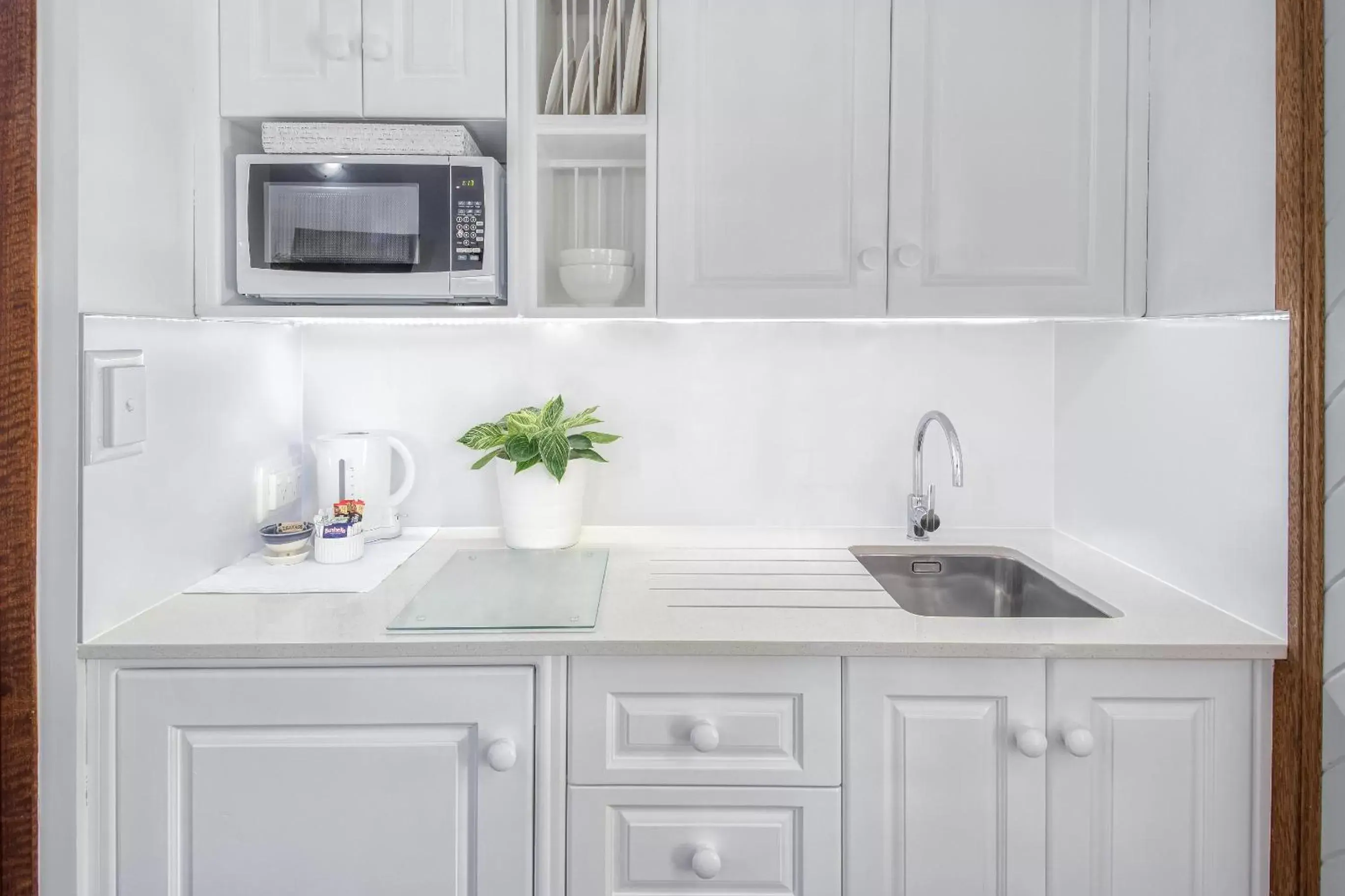 Kitchen/Kitchenette in Debbie's Place