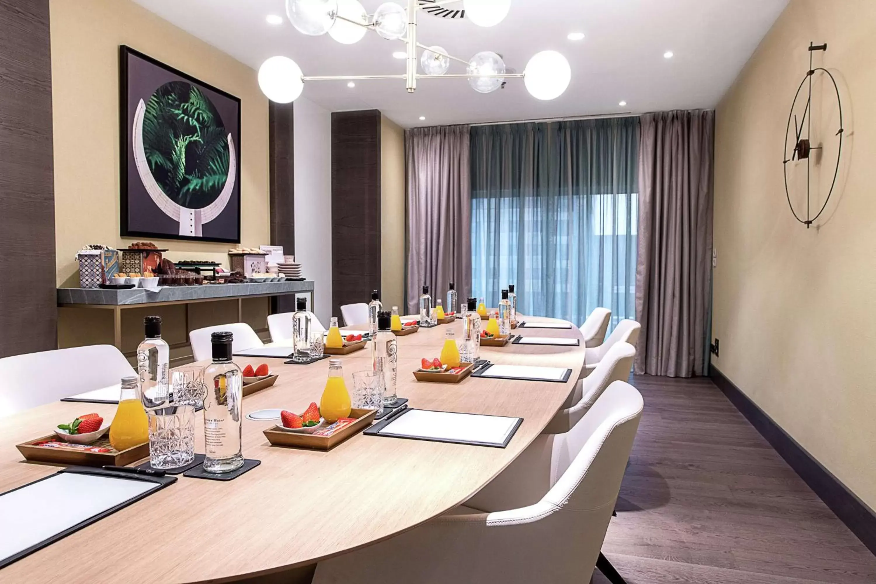 Meeting/conference room, Restaurant/Places to Eat in Hilton Diagonal Mar Barcelona