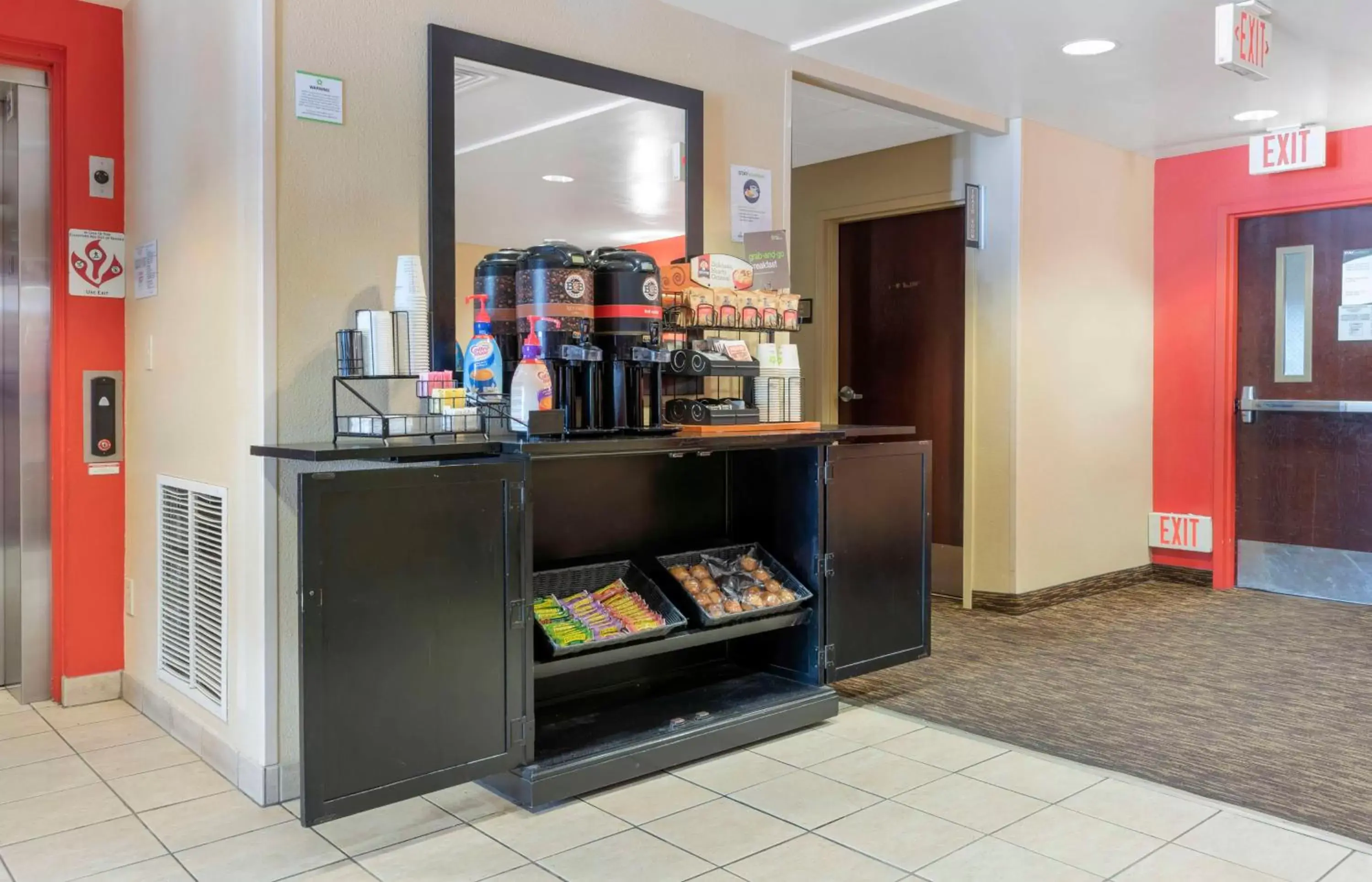 Lobby or reception in Extended Stay America Suites - Stockton - Tracy