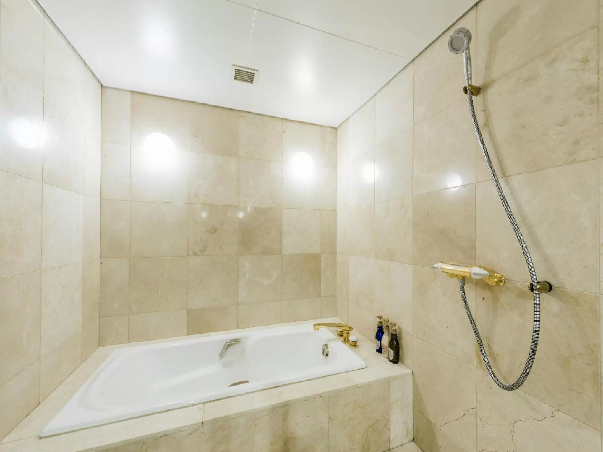 Photo of the whole room in HOTEL MYSTAYS Sapporo Aspen