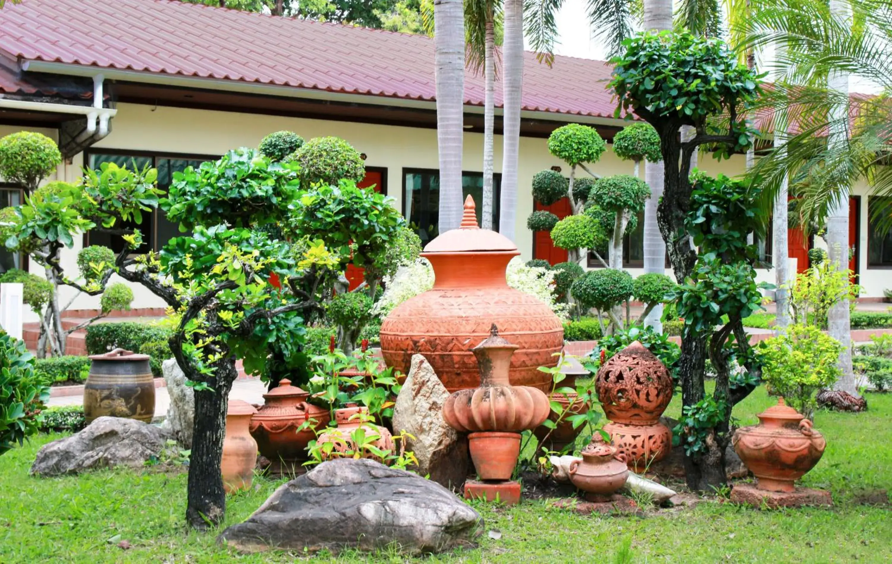 Deluxe Bungalow with Garden View in Thai Garden Resort