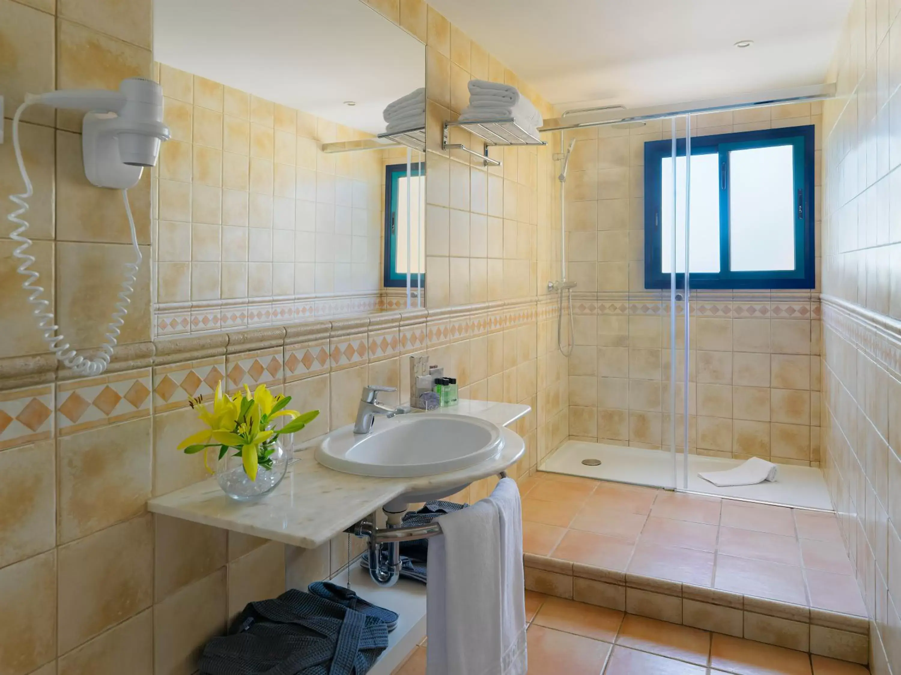 Bathroom in H10 Playa Esmeralda - Adults Only