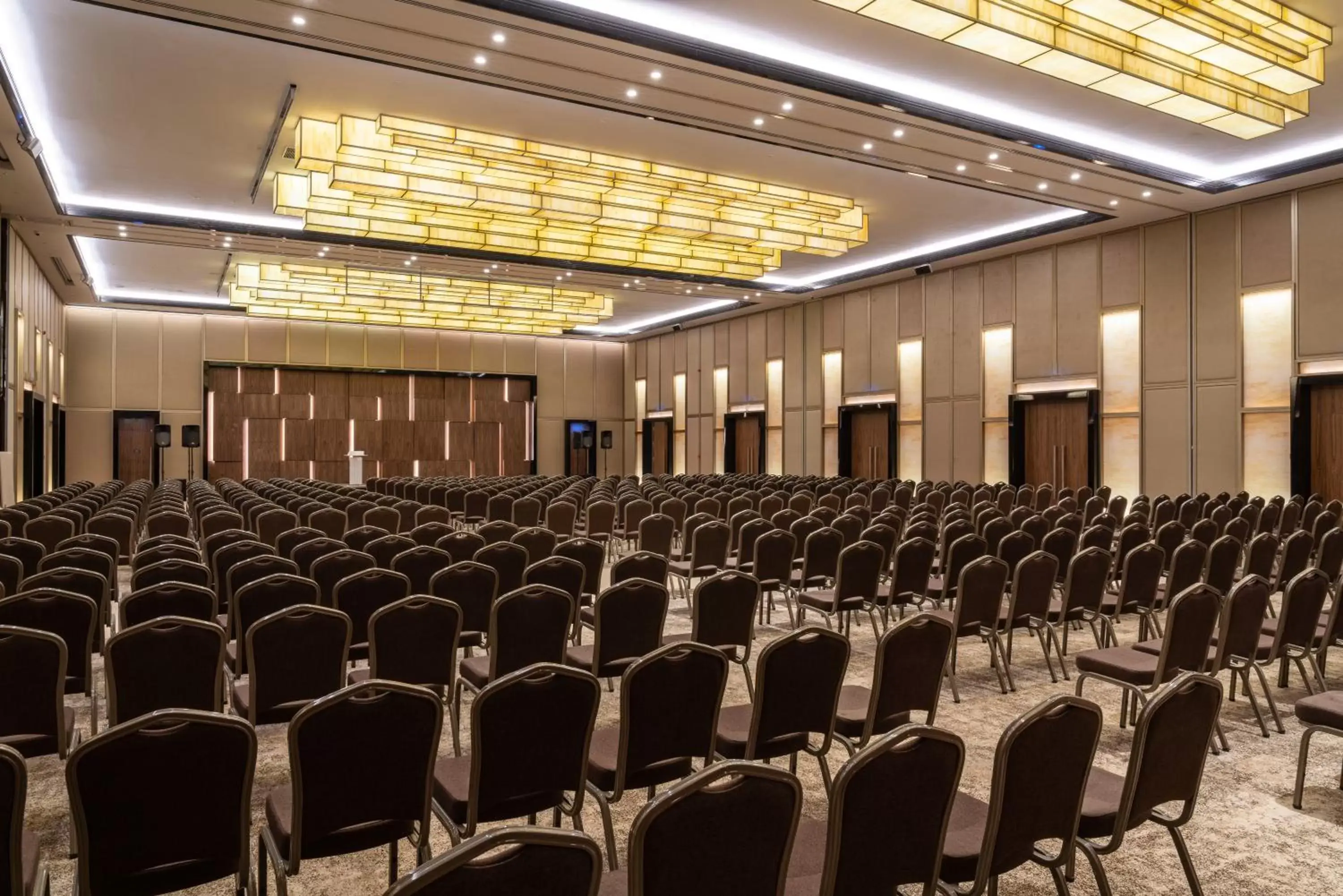 Meeting/conference room in Radisson Blu Hotel & Conference Center, Niamey