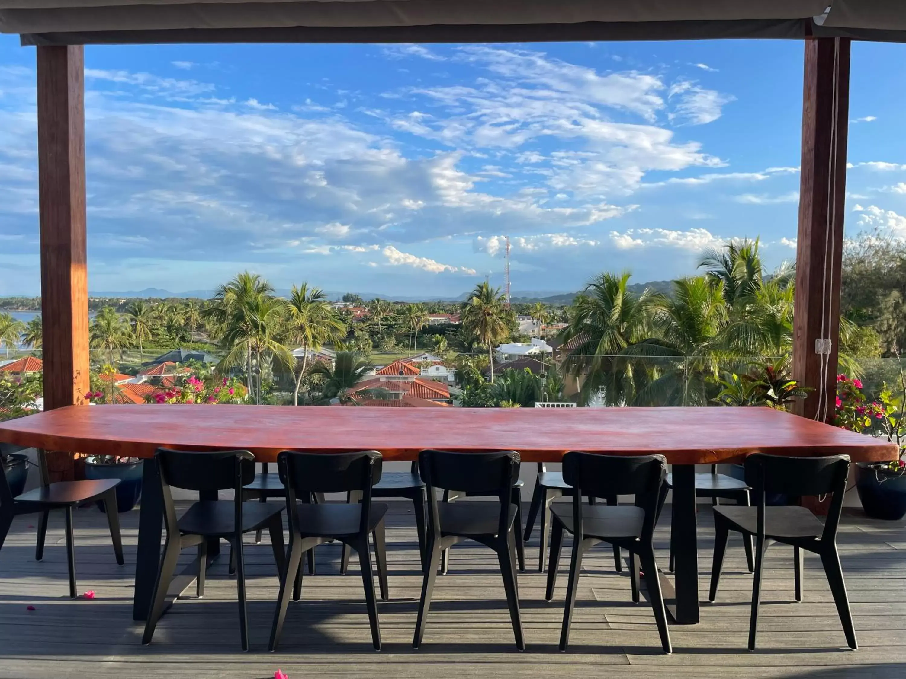 Balcony/Terrace in Ultravioleta Boutique Residences