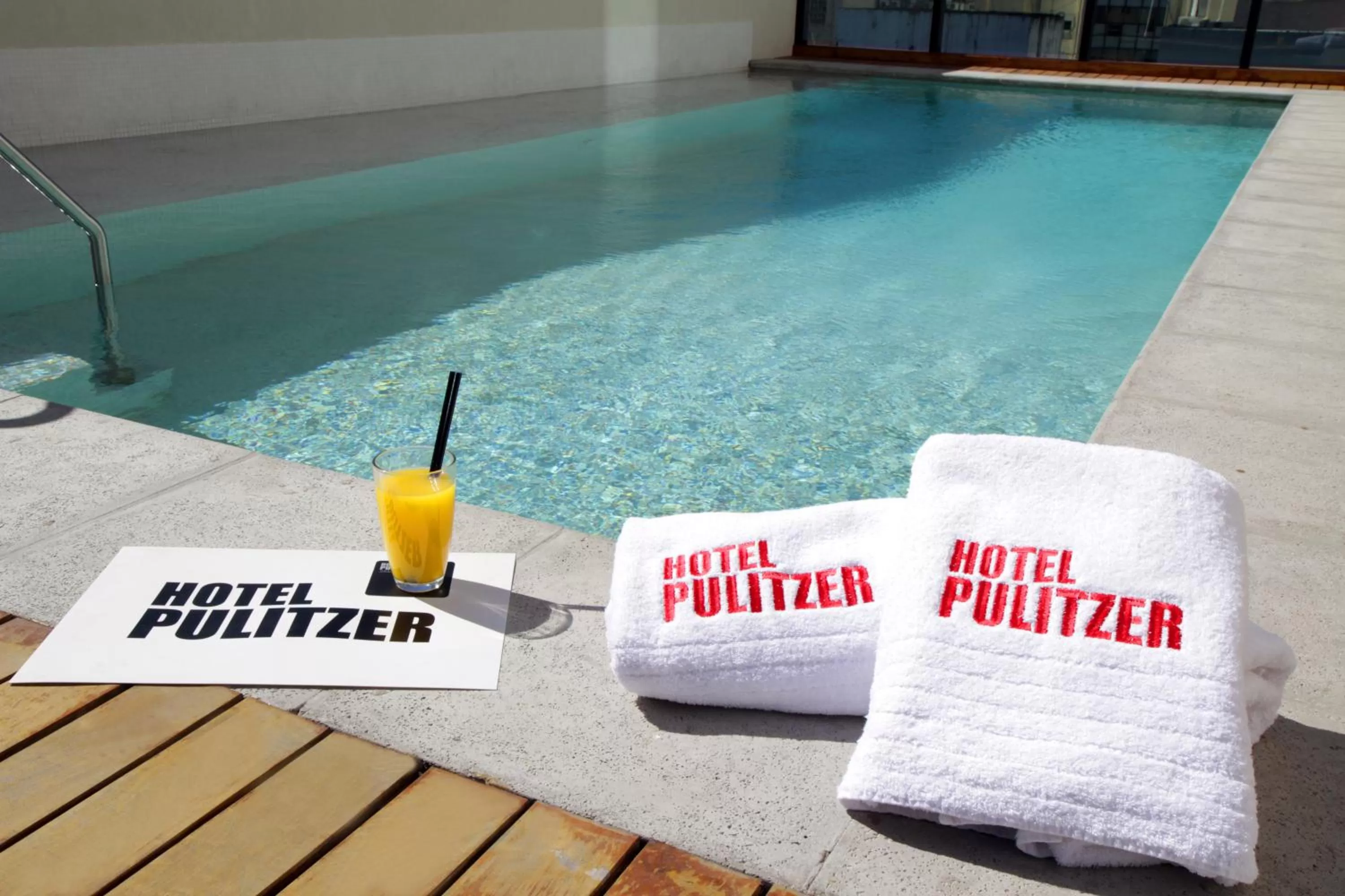 Swimming pool in Hotel Pulitzer Buenos Aires