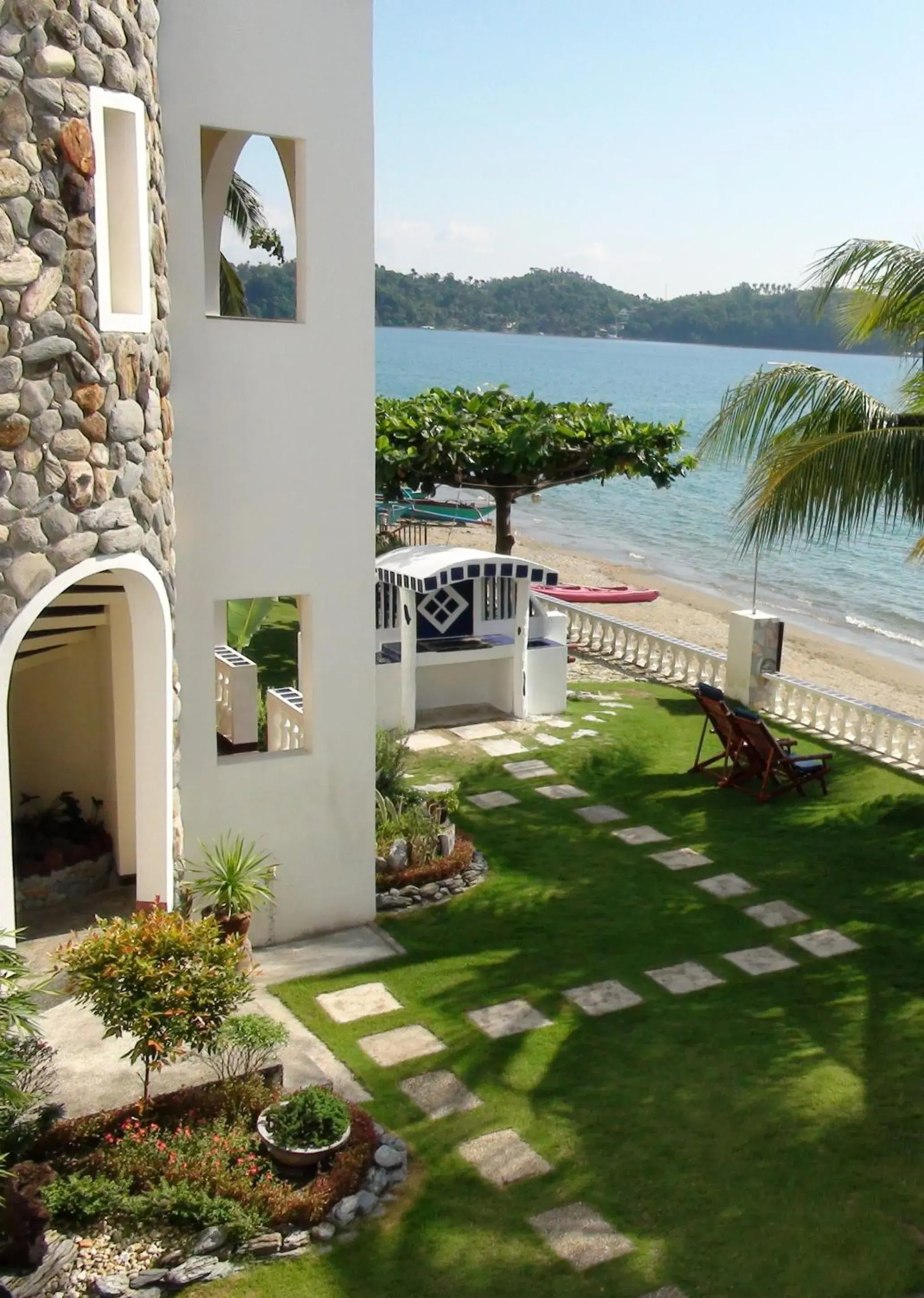 Facade/entrance in Squares Beachside Apartments