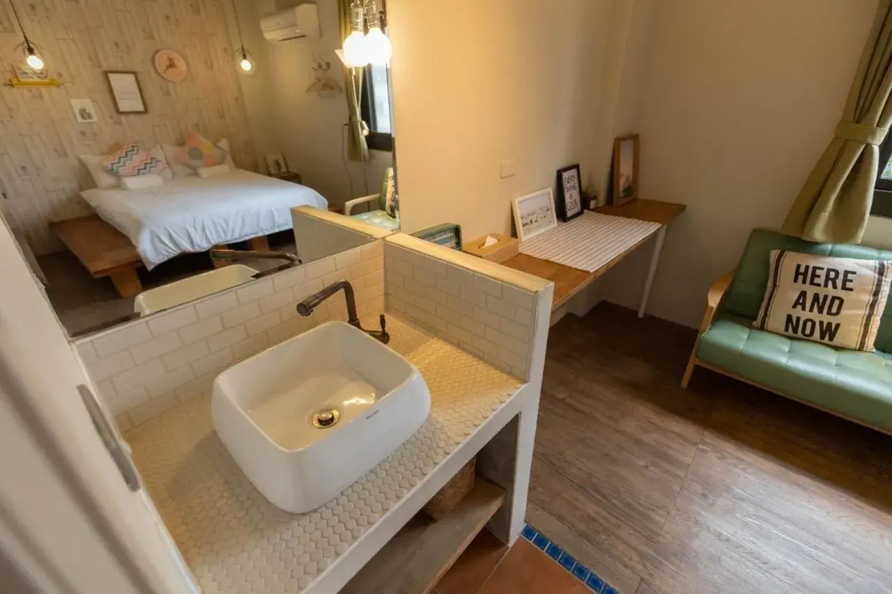 Photo of the whole room, Bathroom in Cozy House Hostel