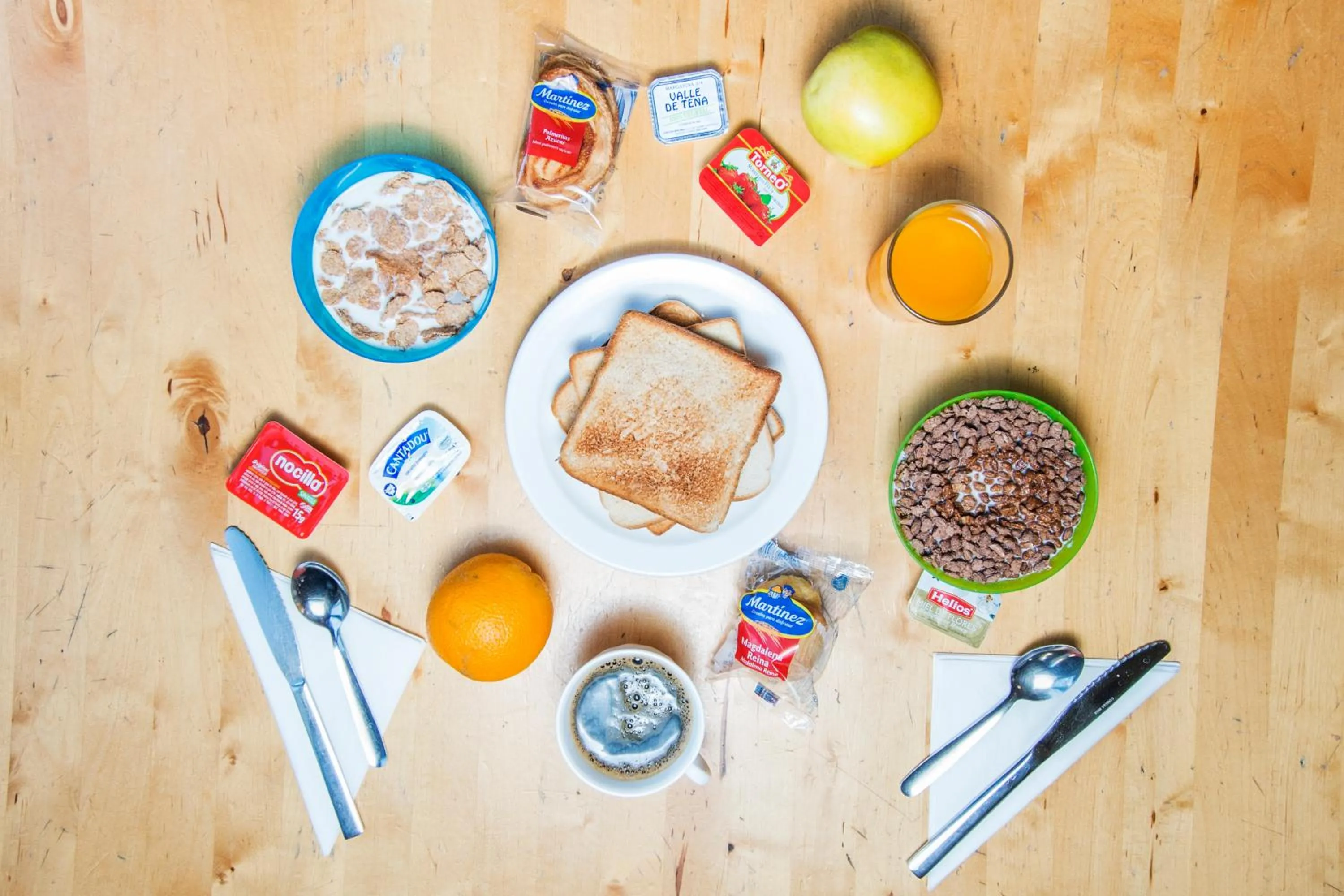 Food and drinks in Safestay Barcelona Passeig de Gràcia