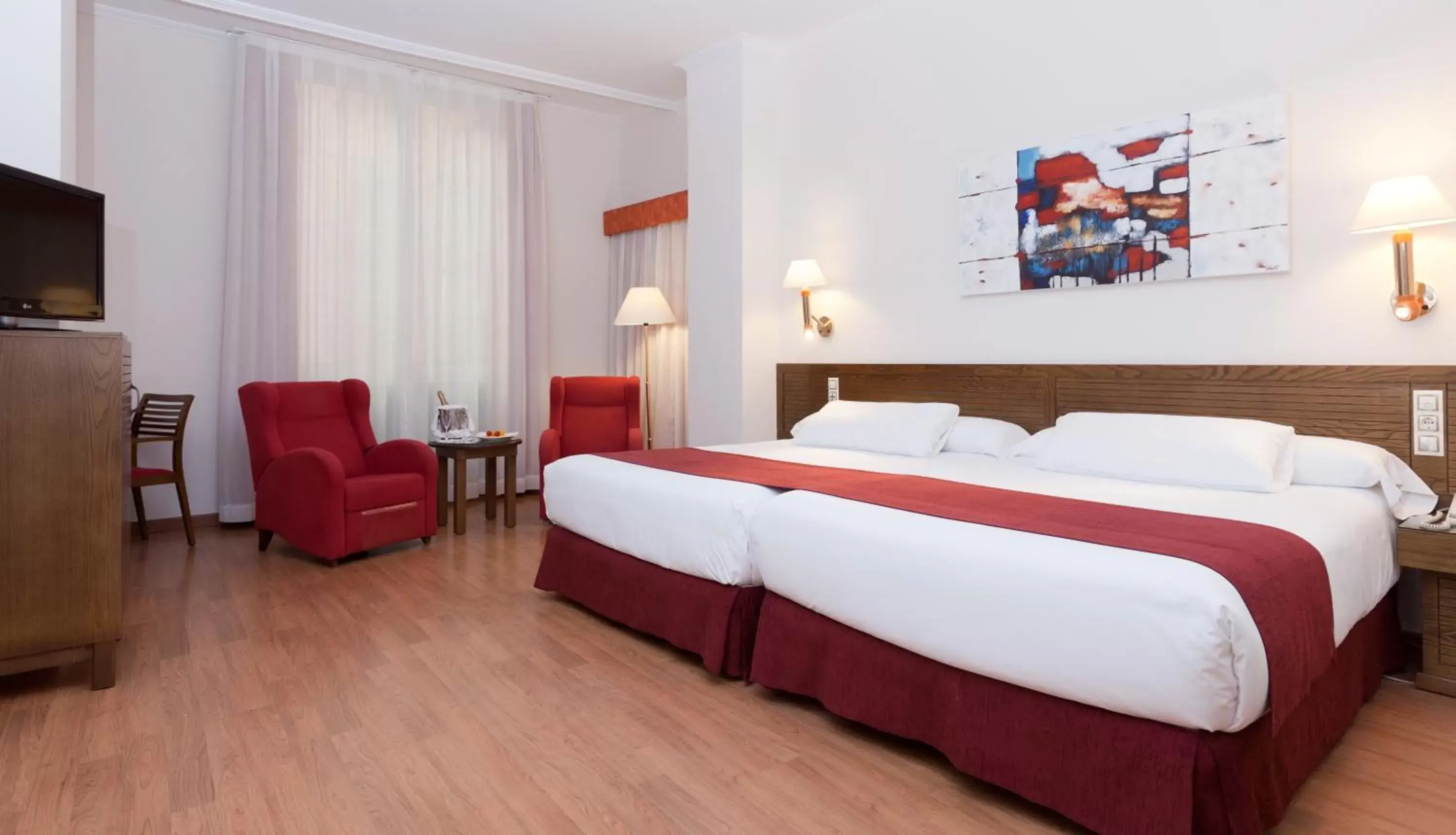 Bedroom, Bed in Senator Cádiz Spa Hotel